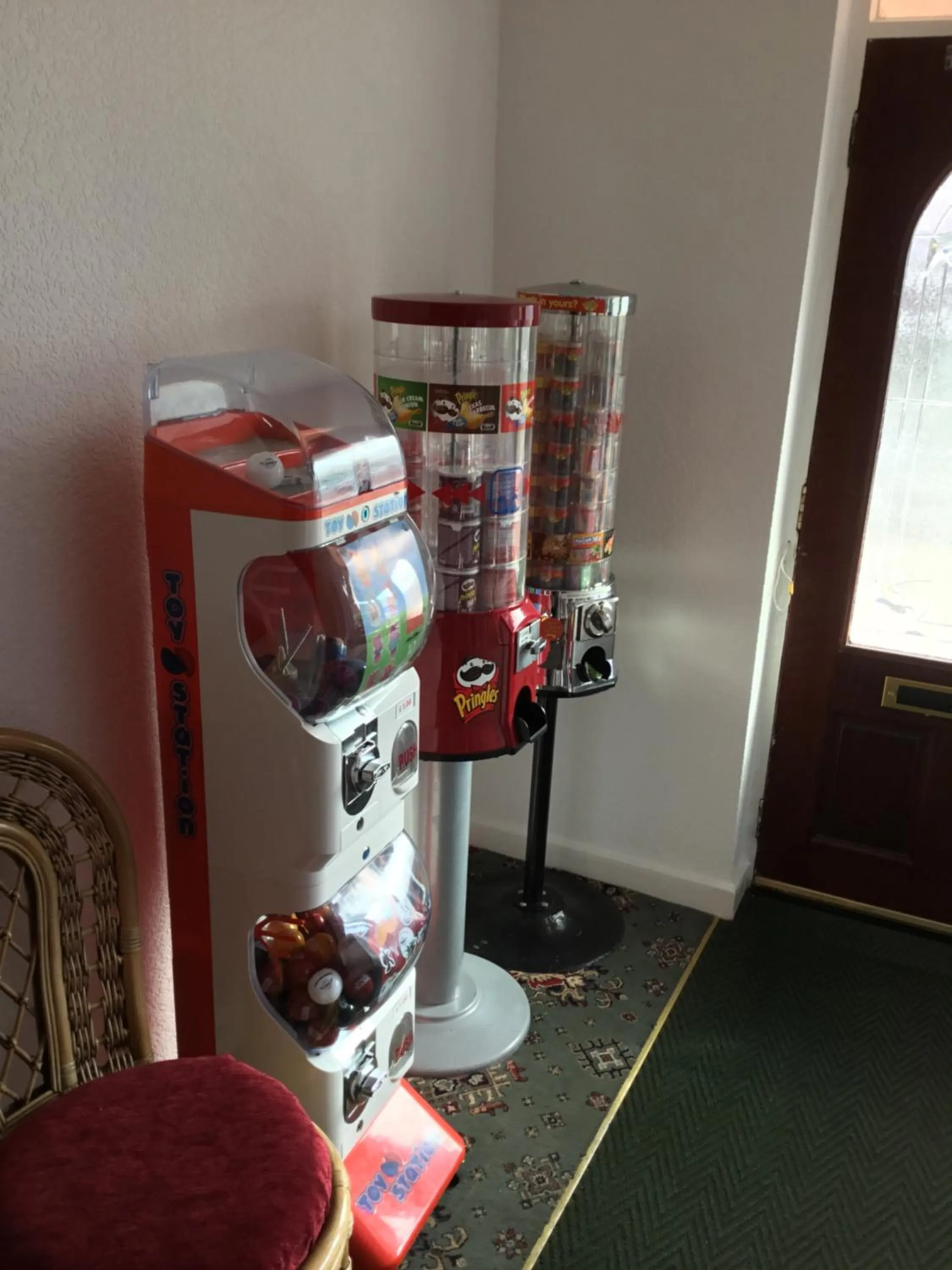 Area and facilities in The Danescourt