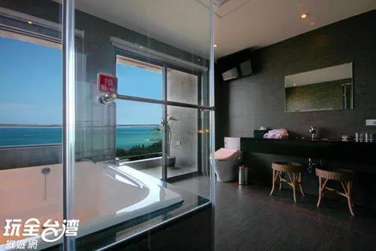Bathroom in Jing Guan Hotel