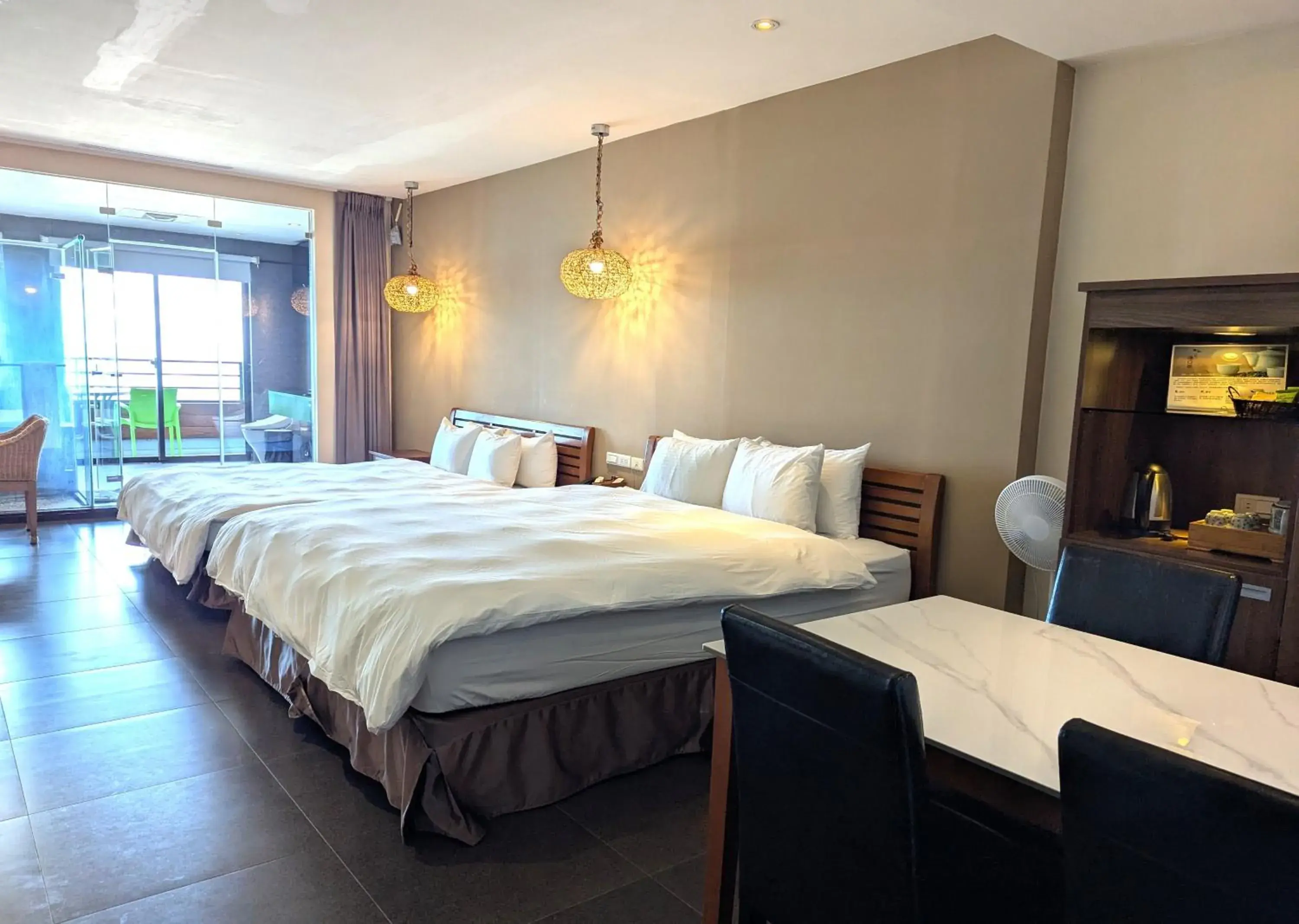 Bed in Jing Guan Hotel Bed in Jing Guan Hotel