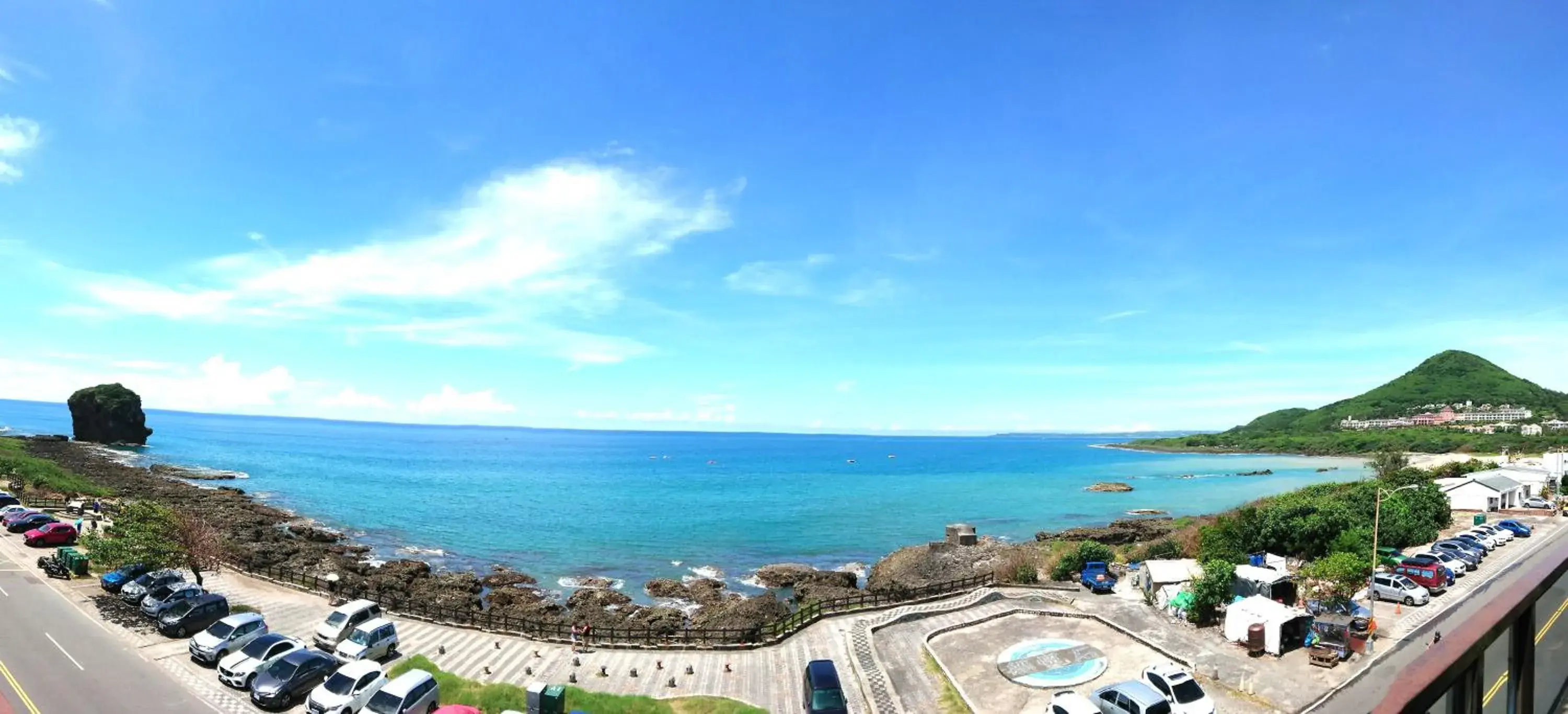 Quadruple Room with Balcony in Jing Guan Hotel Quadruple Room with Balcony in Jing Guan Hotel