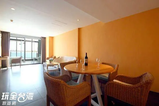 Photo of the whole room in Jing Guan Hotel