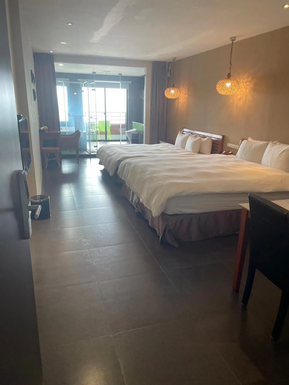 Bed in Jing Guan Hotel