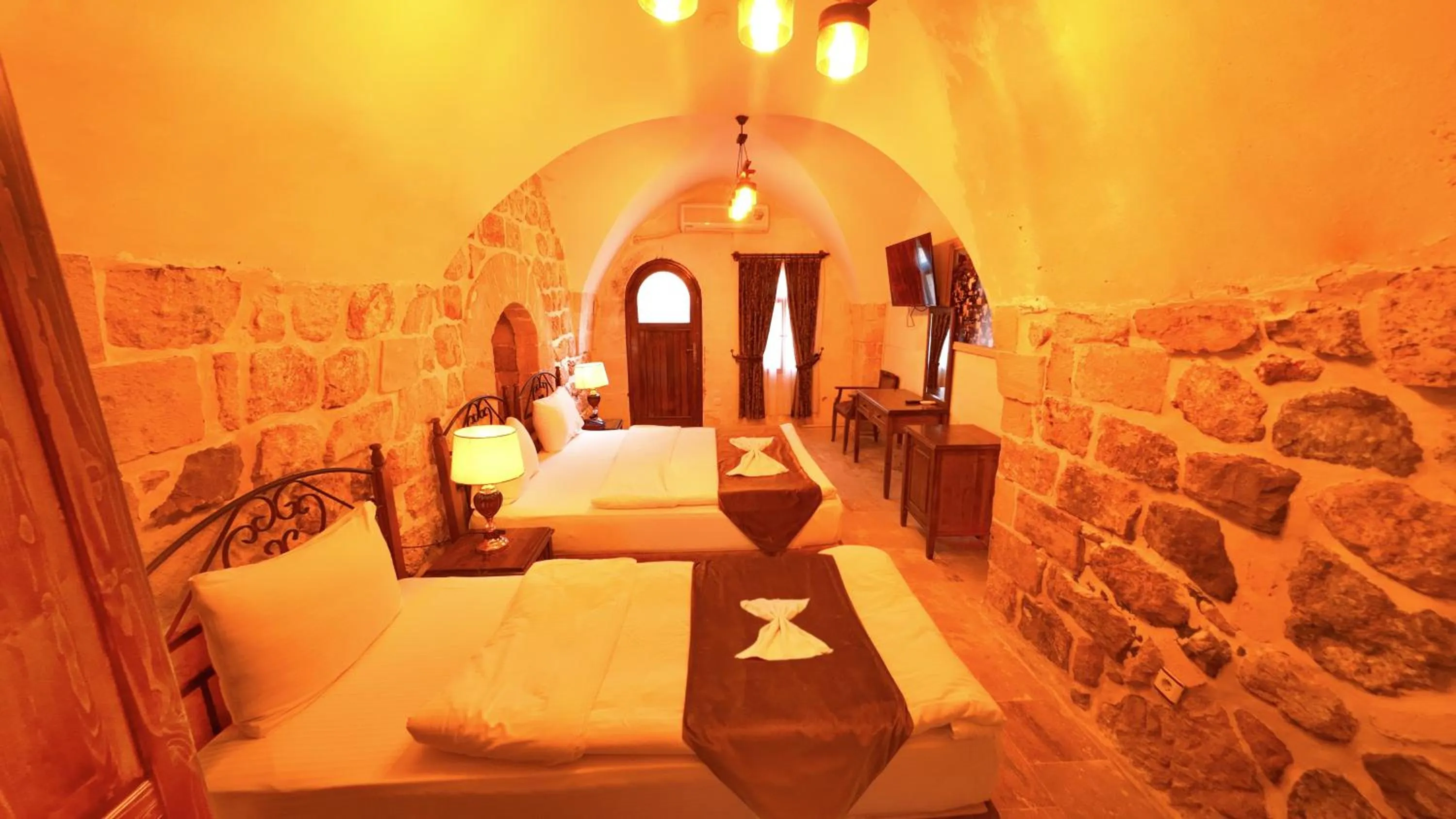 Bed in ULUBEY KONAĞI