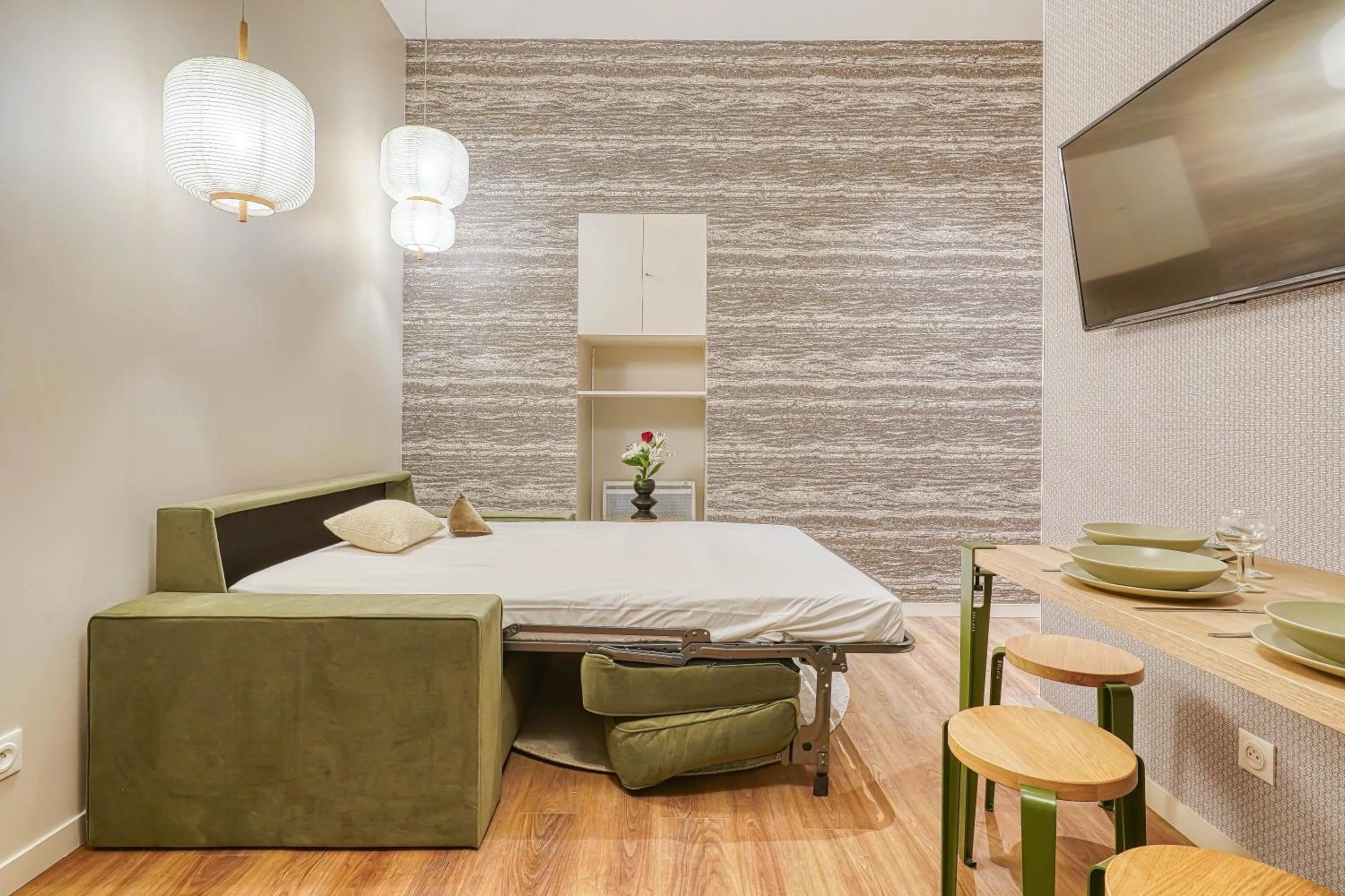 Bed in Résidence Le Belleville