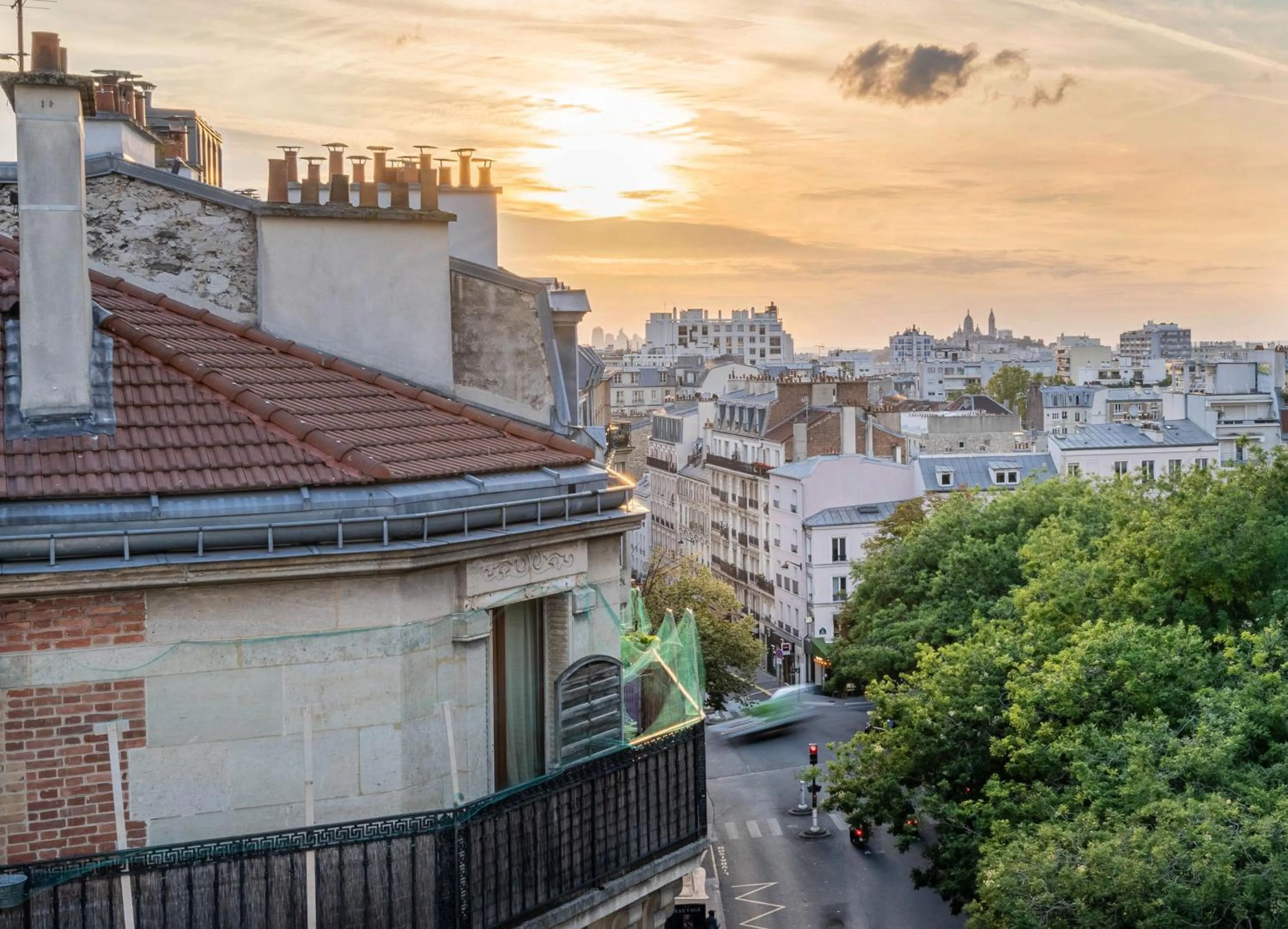 Sunset in Résidence Le Belleville