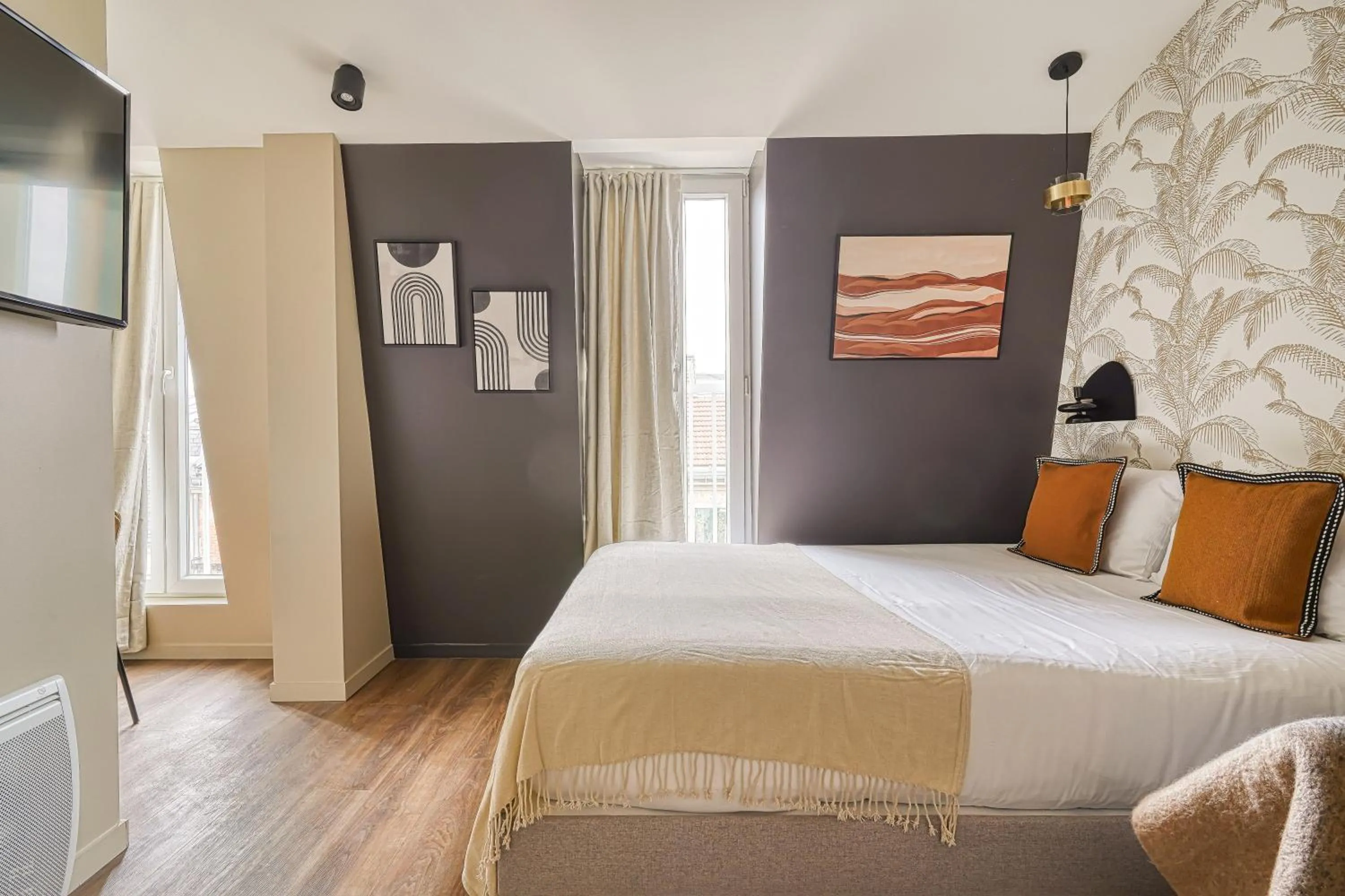 Bed in Résidence Le Belleville