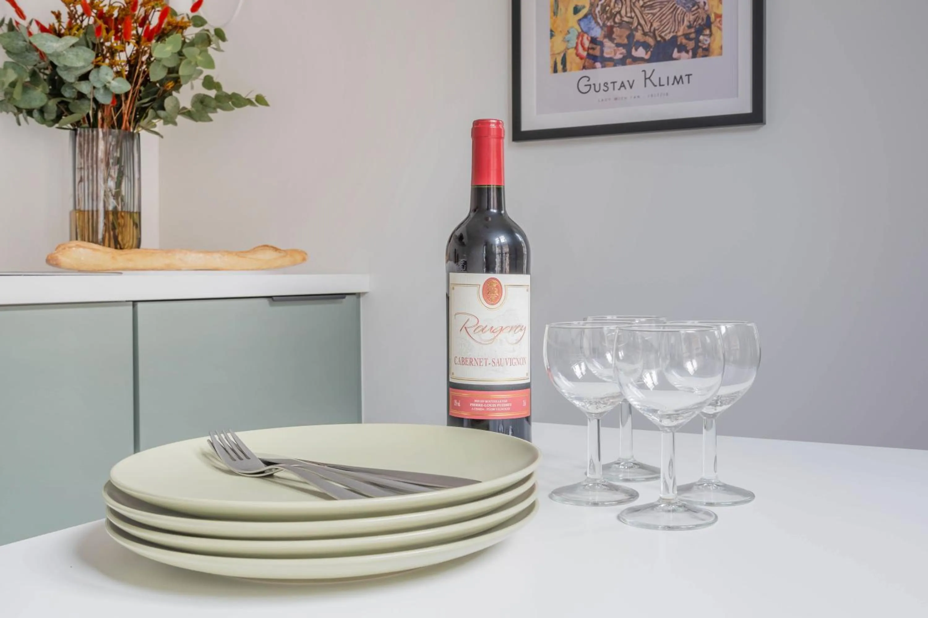 Dining area in Résidence Le Belleville