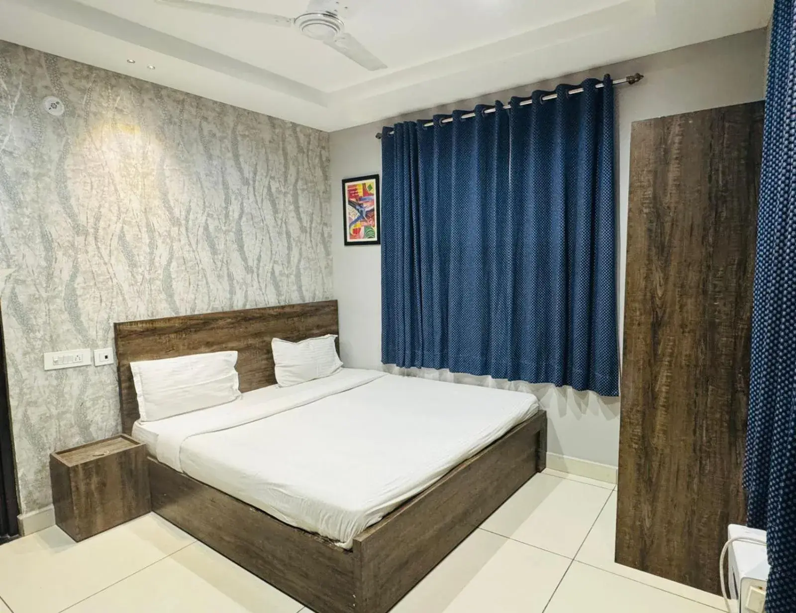 Bedroom, Bed in Hotel Pearl inn Bedroom, Bed in Hotel Pearl inn