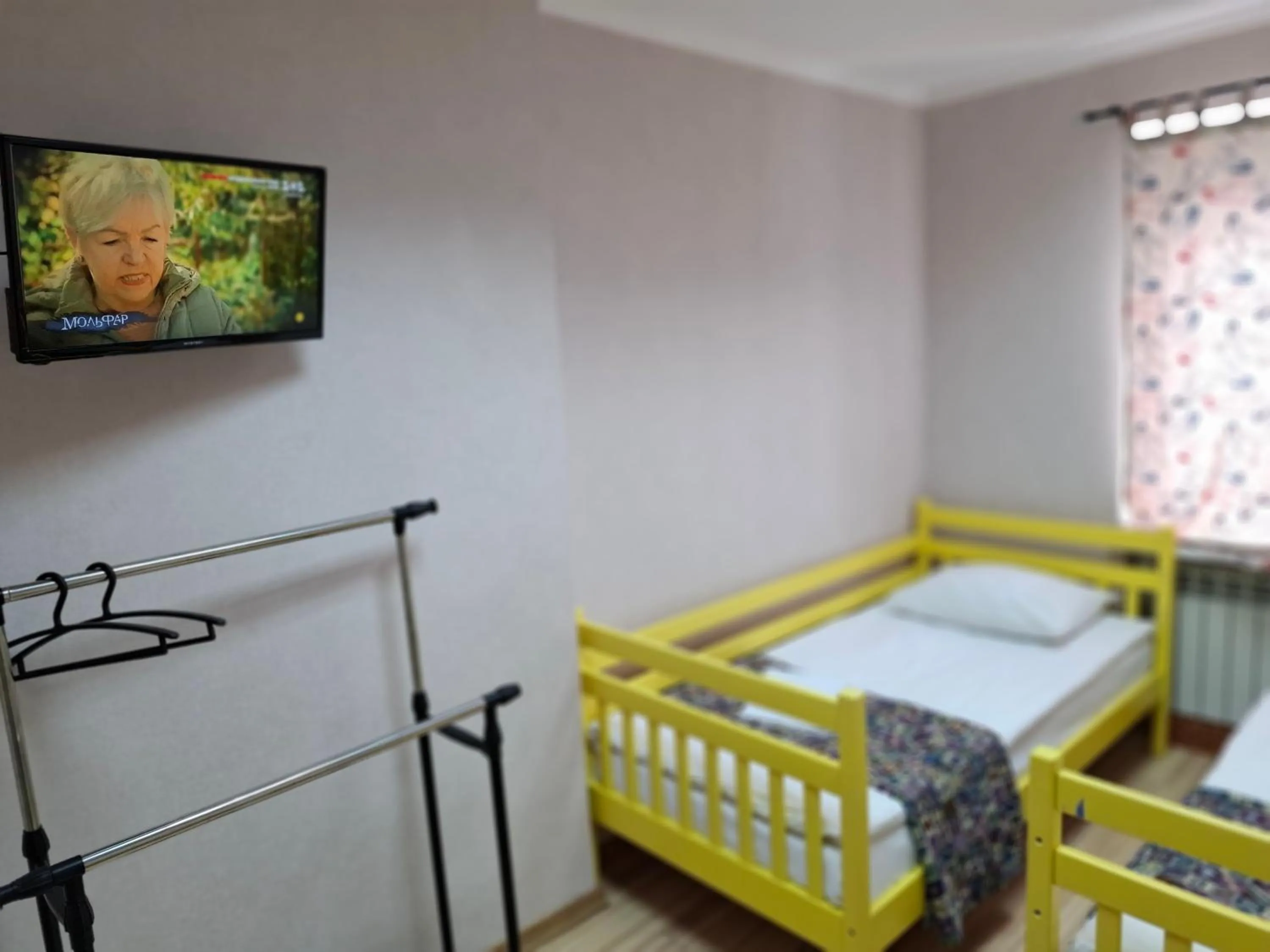 TV and multimedia, Bed in Guest house "Golden Gate 911 "