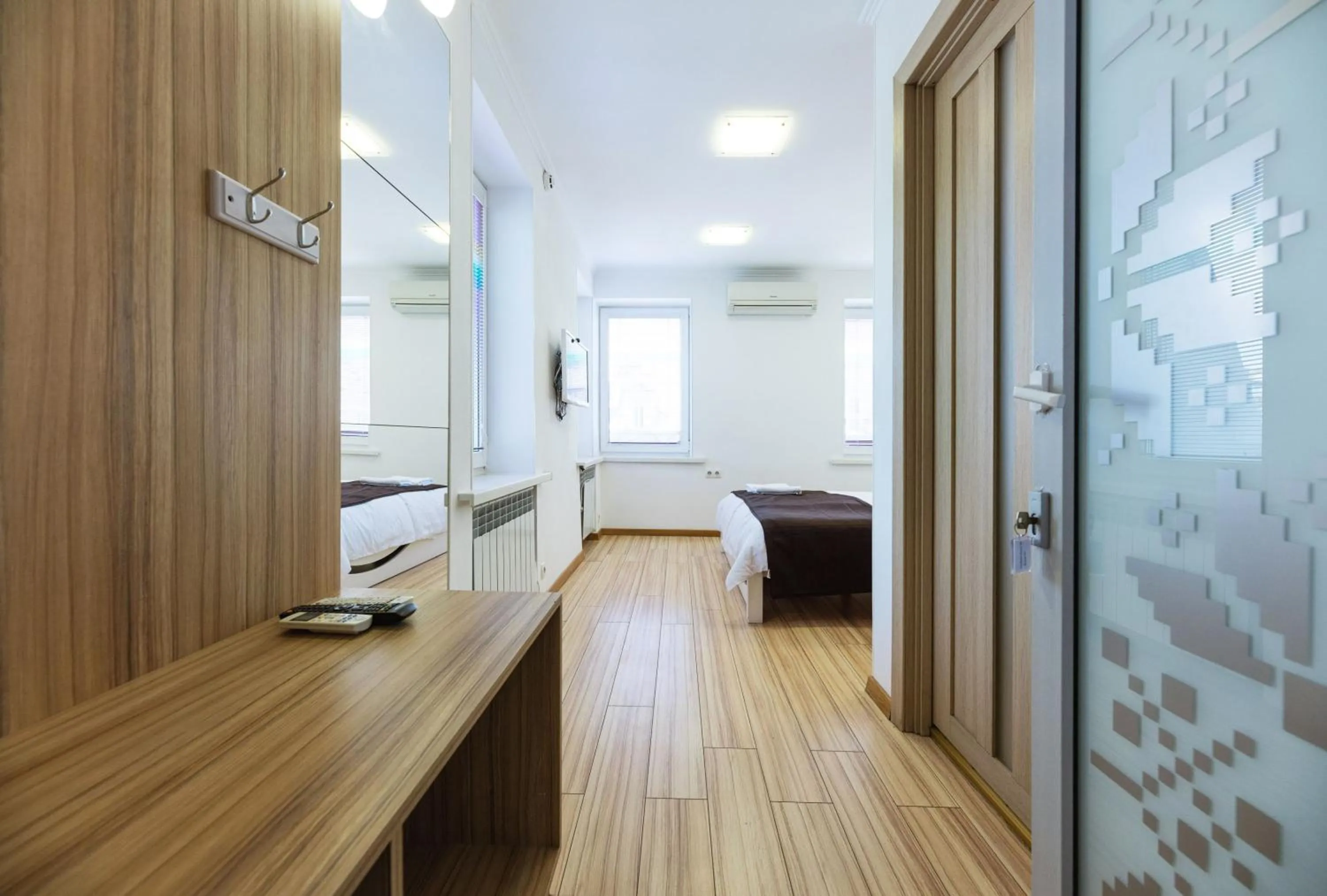 wardrobe, Bed in Guest house "Golden Gate 911 "