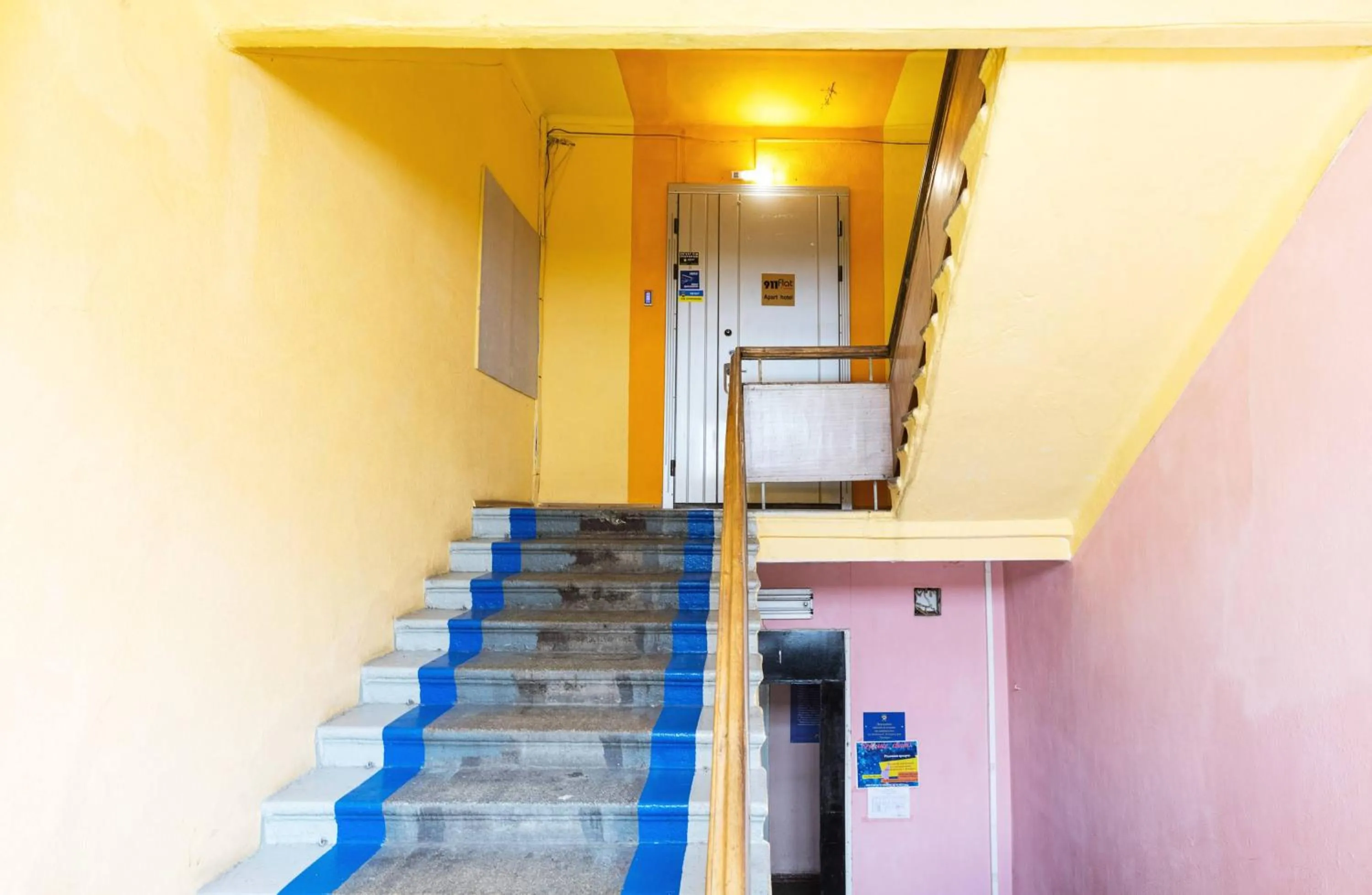 Guest house "Golden Gate 911 "