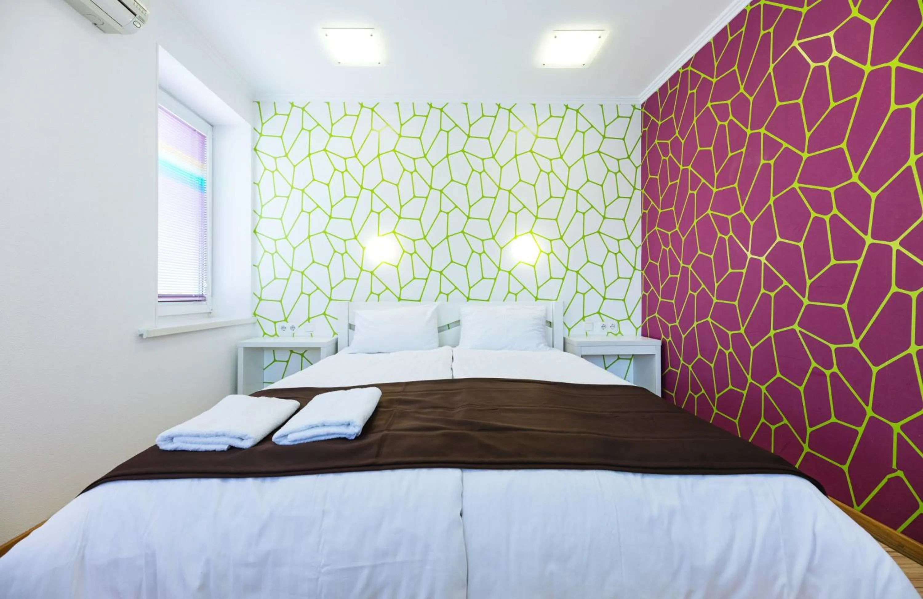 Bed in Guest house "Golden Gate 911 "