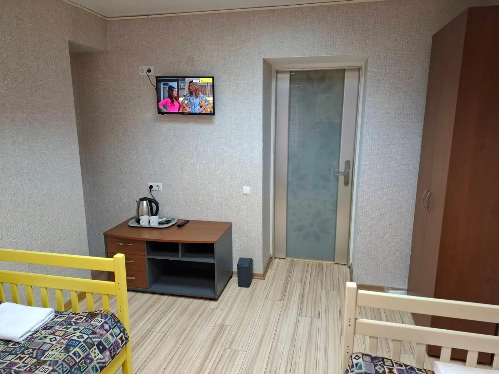 TV and multimedia, Bed in Guest house "Golden Gate 911 "