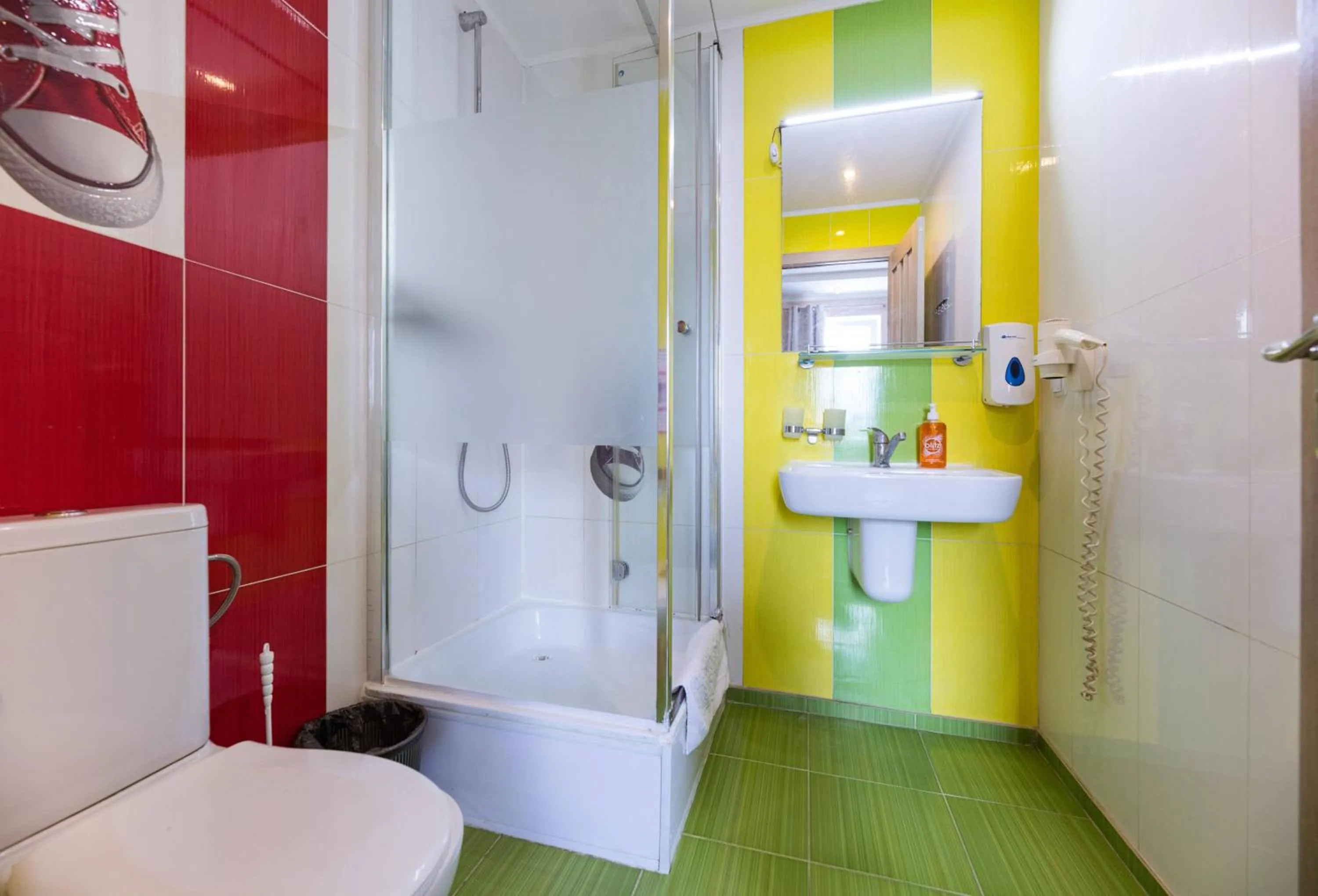 Guest house "Golden Gate 911 "