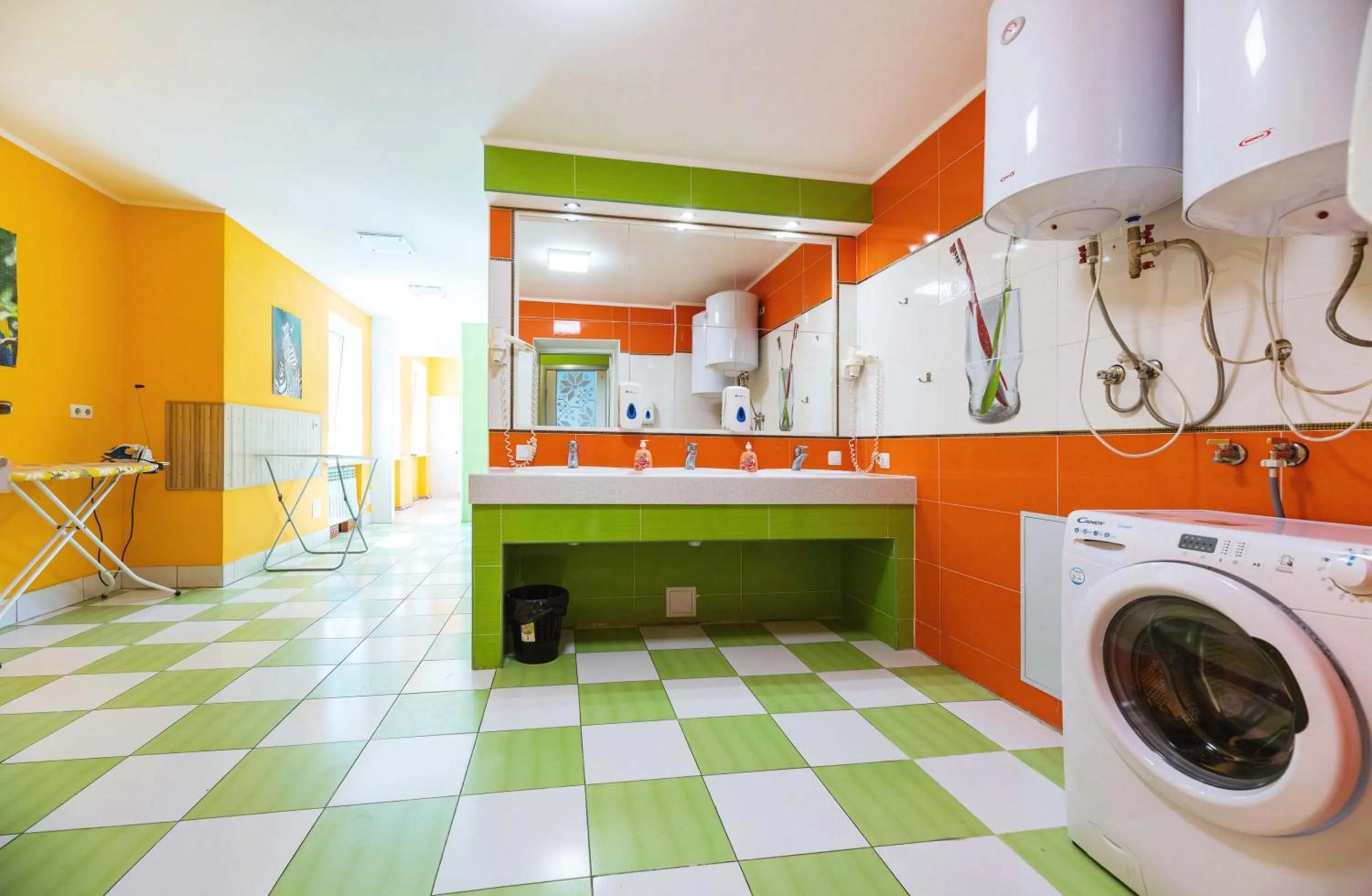 washing machine in Guest house "Golden Gate 911 "