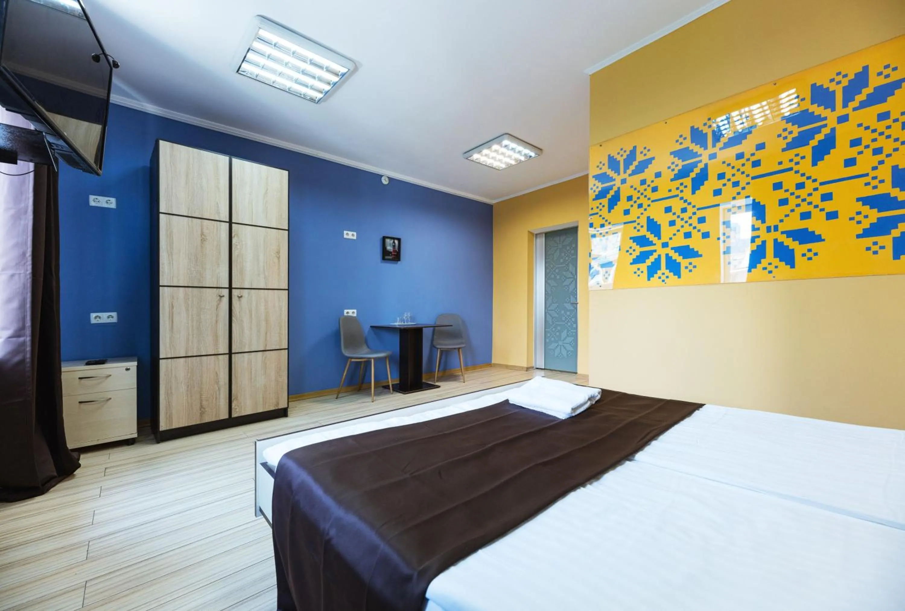 Photo of the whole room, Bed in Guest house "Golden Gate 911 "