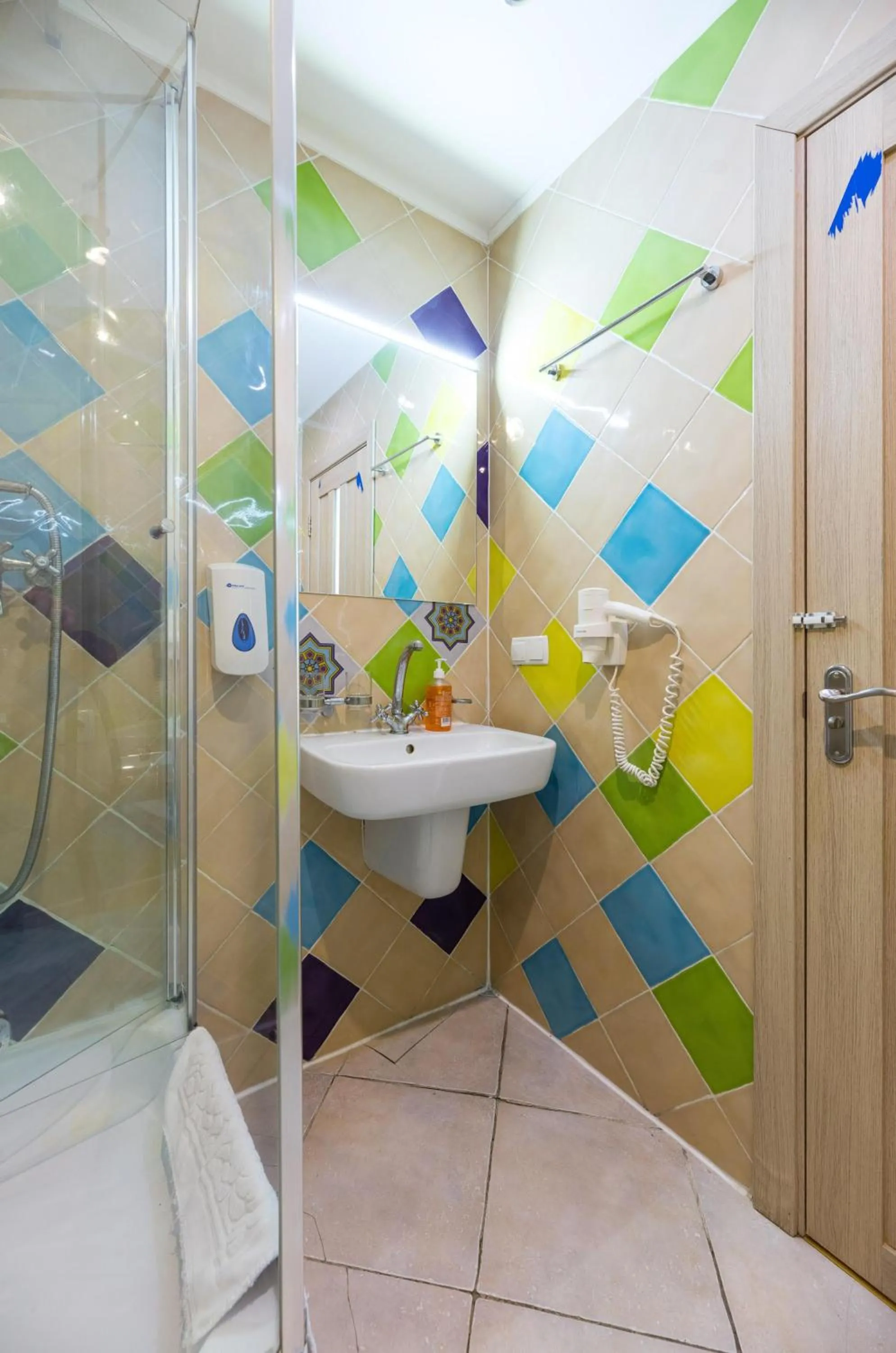 Bathroom in Guest house "Golden Gate 911 "