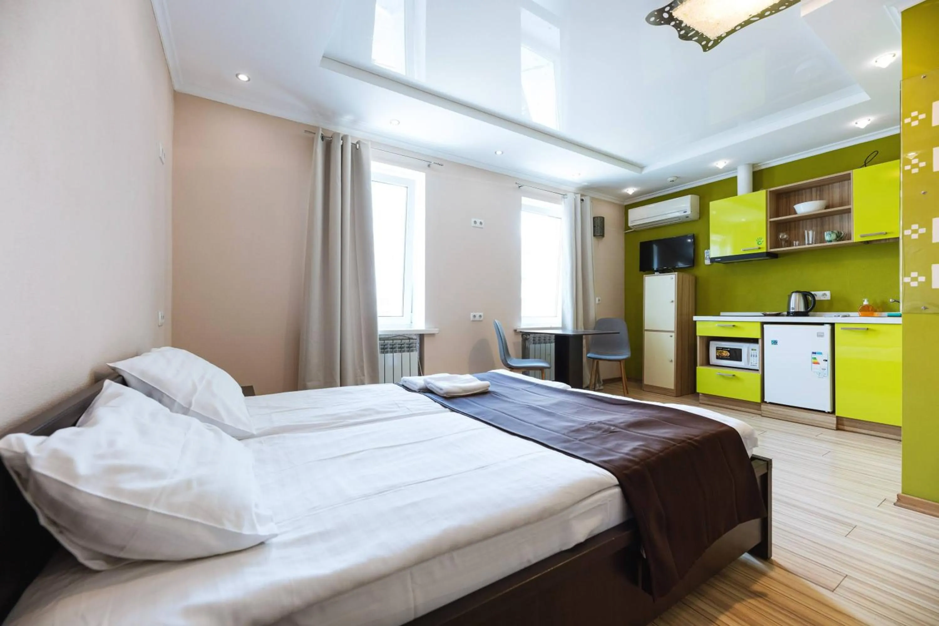 Bed in Guest house "Golden Gate 911 "