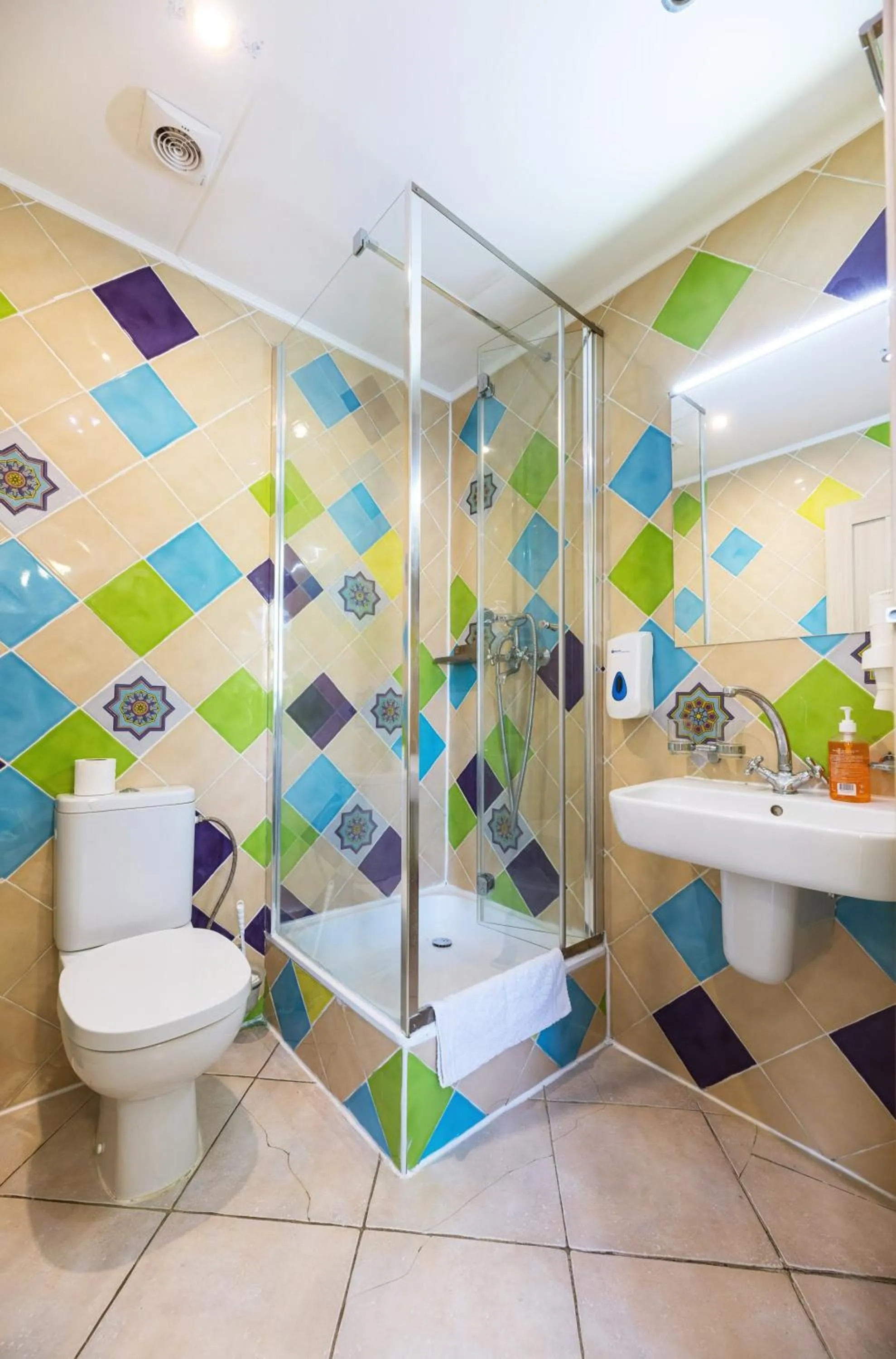 Bathroom in Guest house "Golden Gate 911 "
