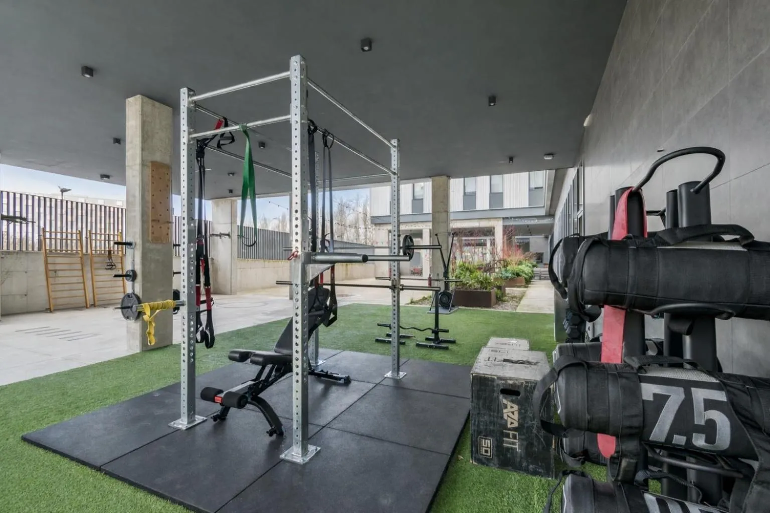 Fitness centre/facilities in Home and CoLiving Pamplona