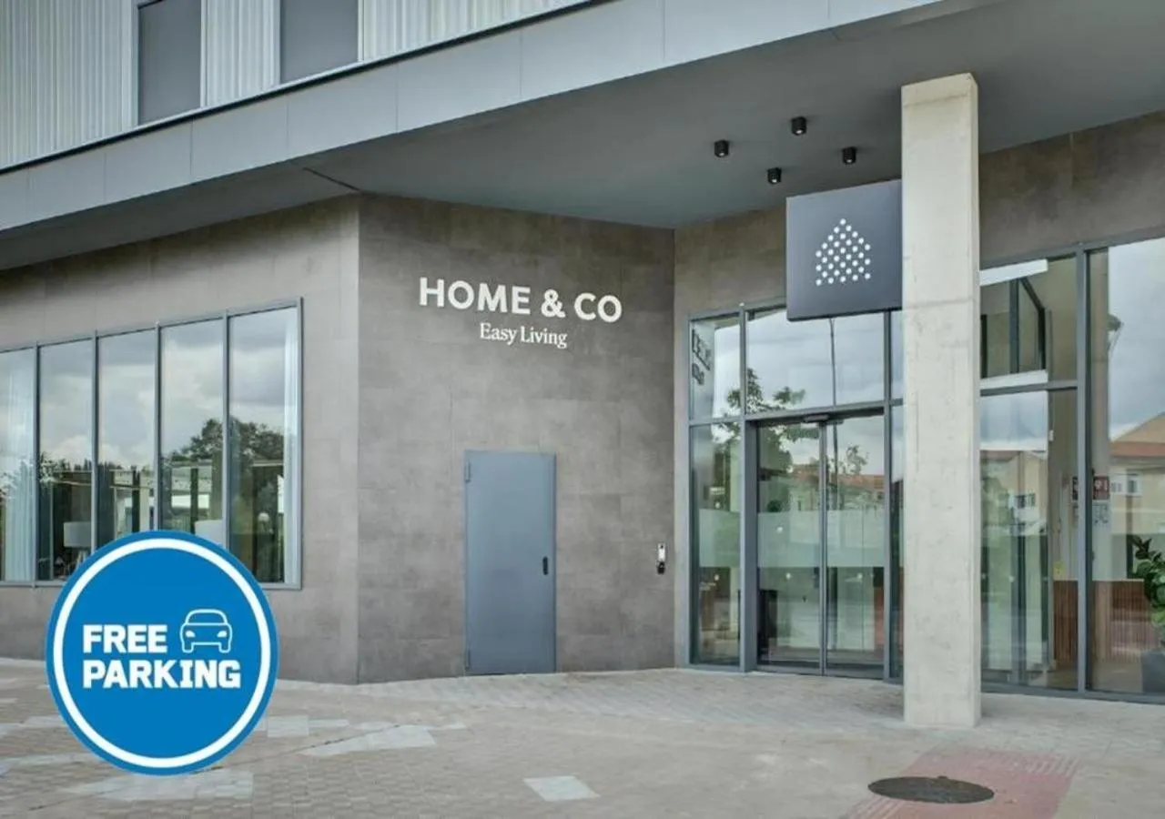 Property building in Home and CoLiving Pamplona