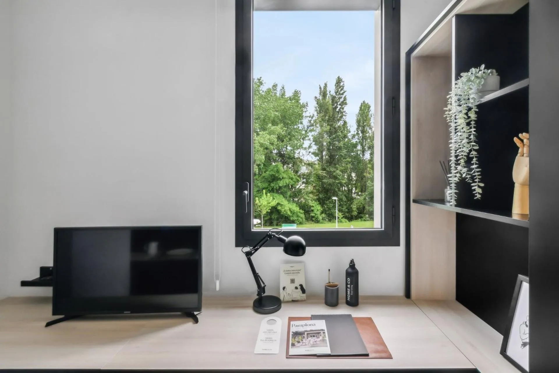 TV and multimedia in Home and CoLiving Pamplona