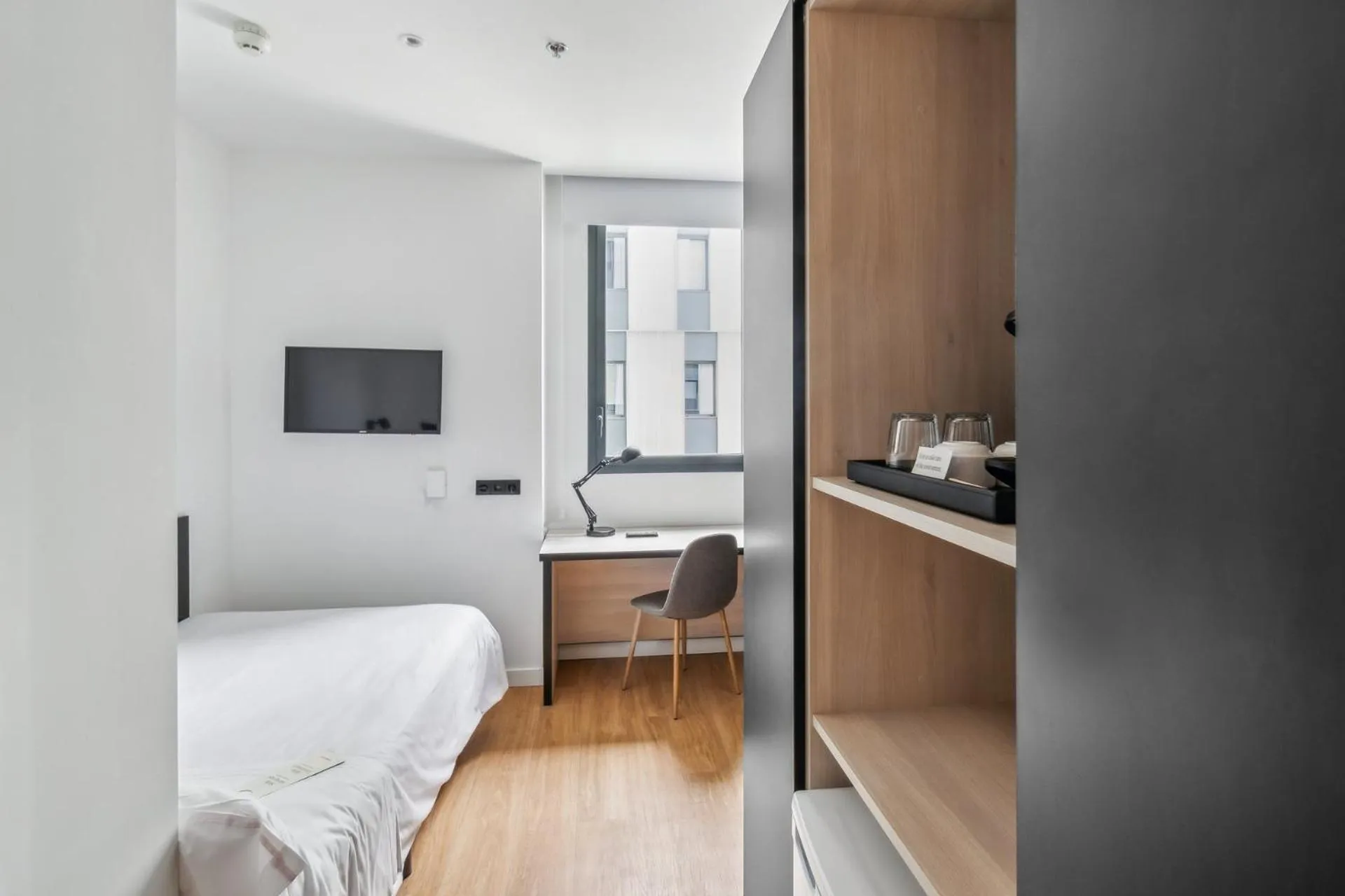 TV and multimedia, Bed in Home and CoLiving Pamplona