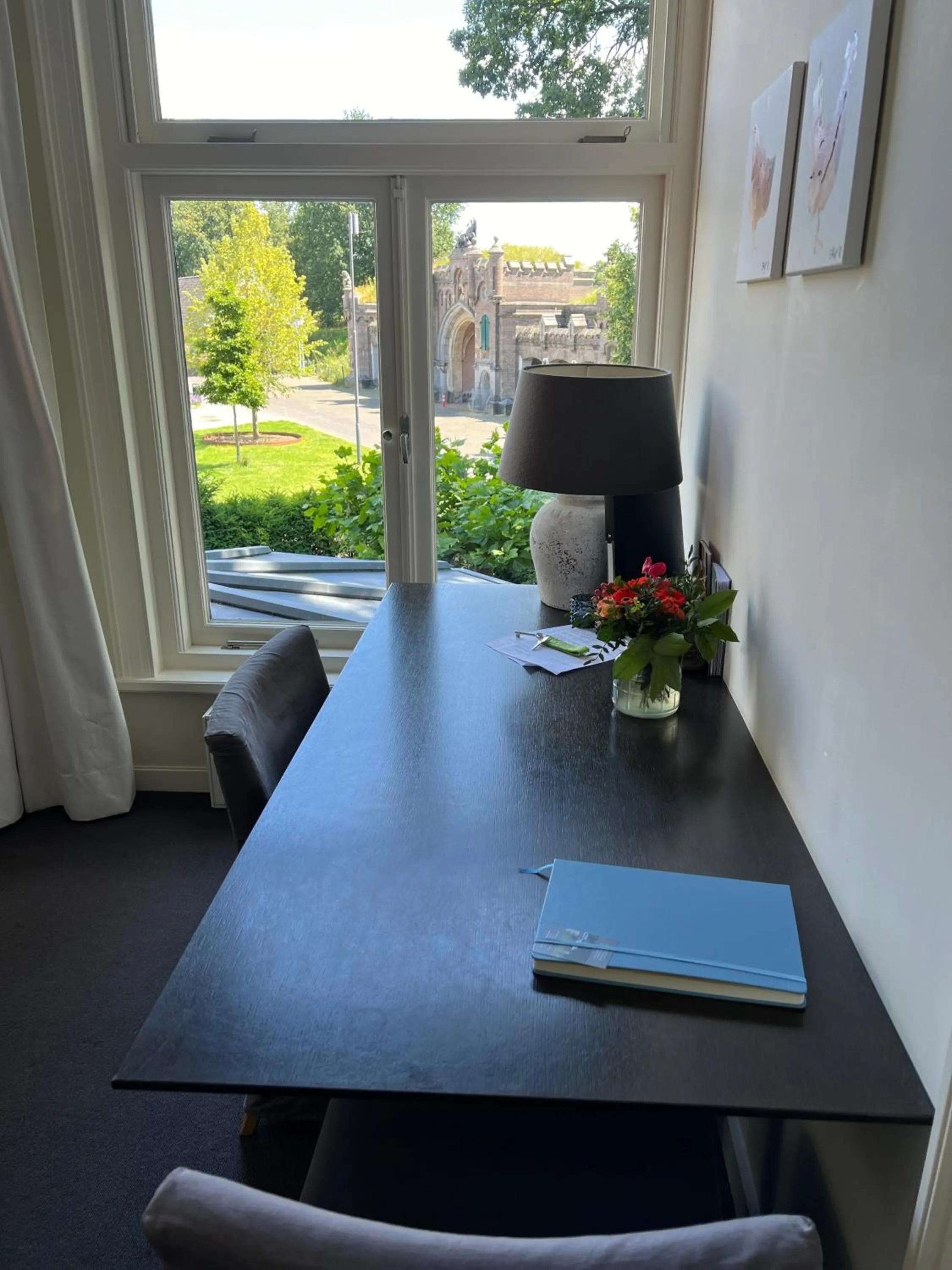 Living room in Room One-Twenty-One