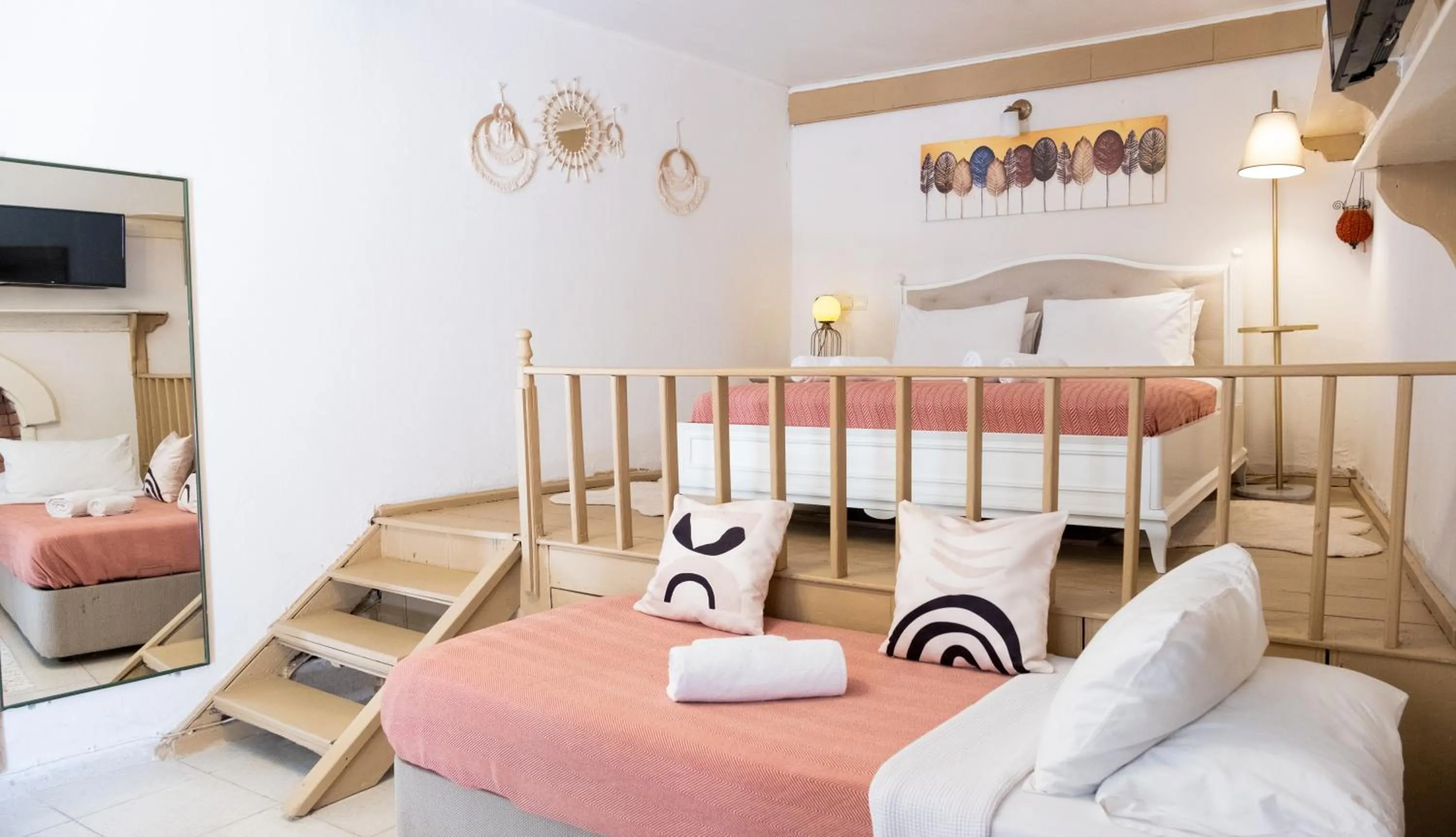 Bed in Garden Palace Boutique Hotel