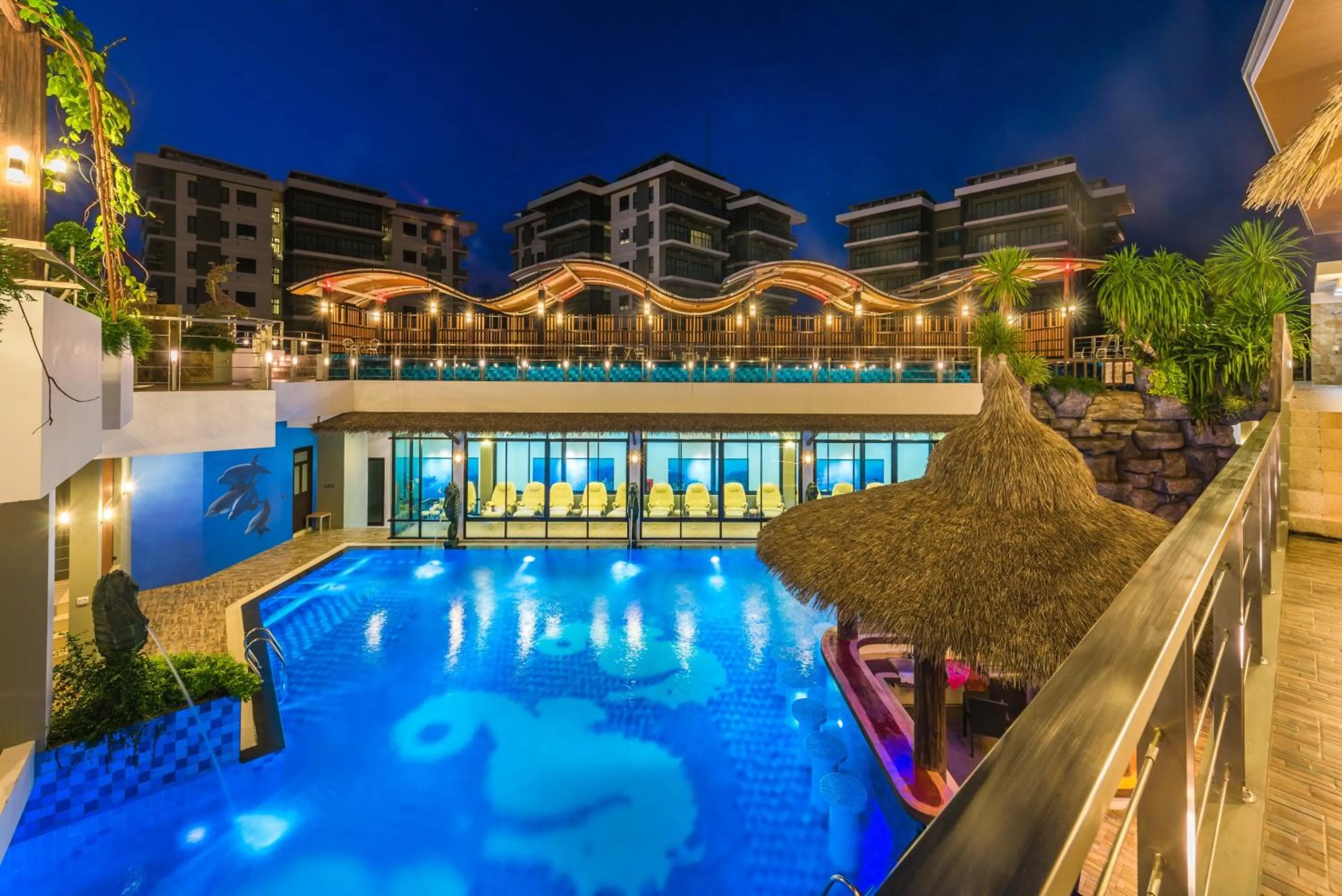 On site in Chalong Miracle Lakeview