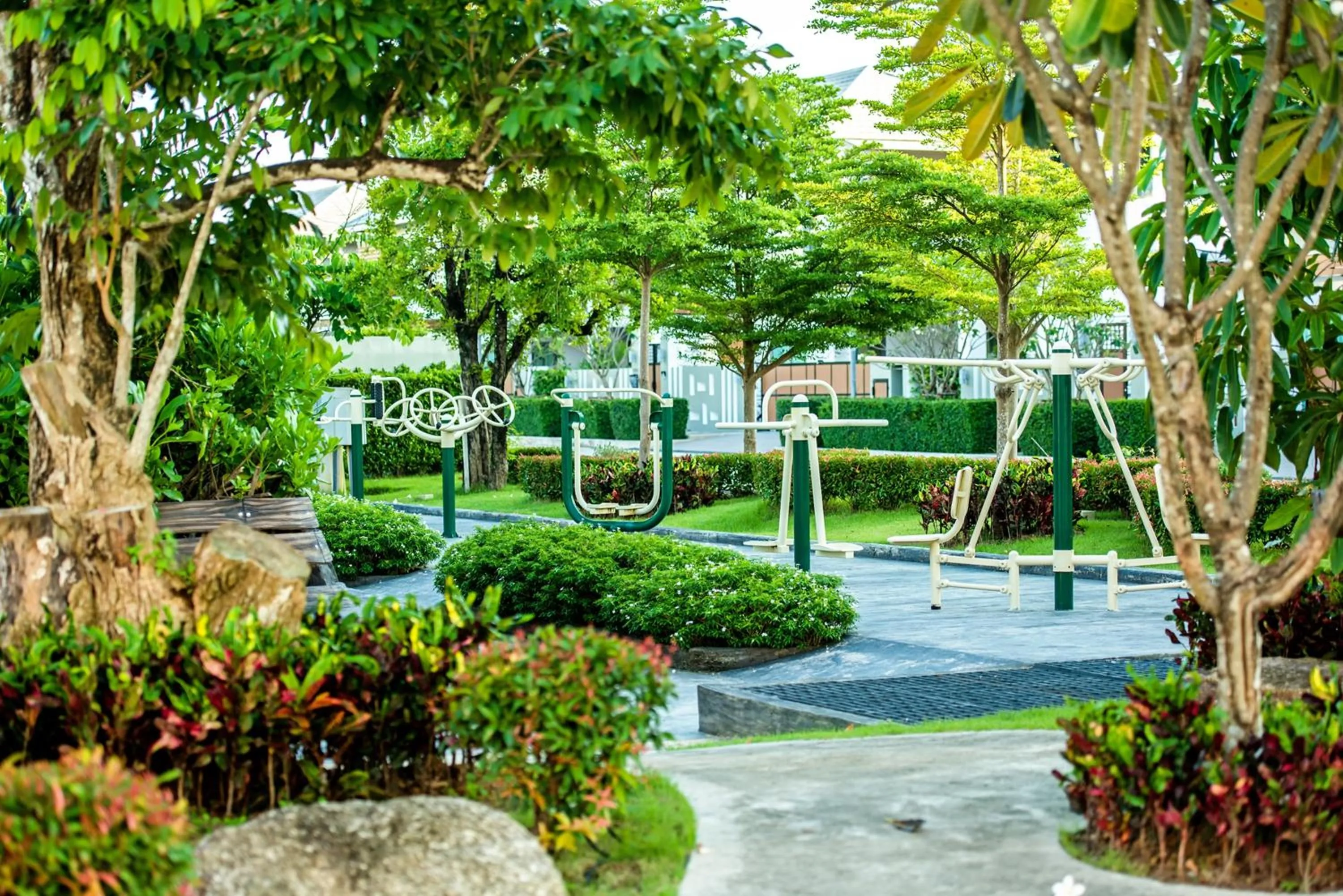 Activities in Chalong Miracle Lakeview