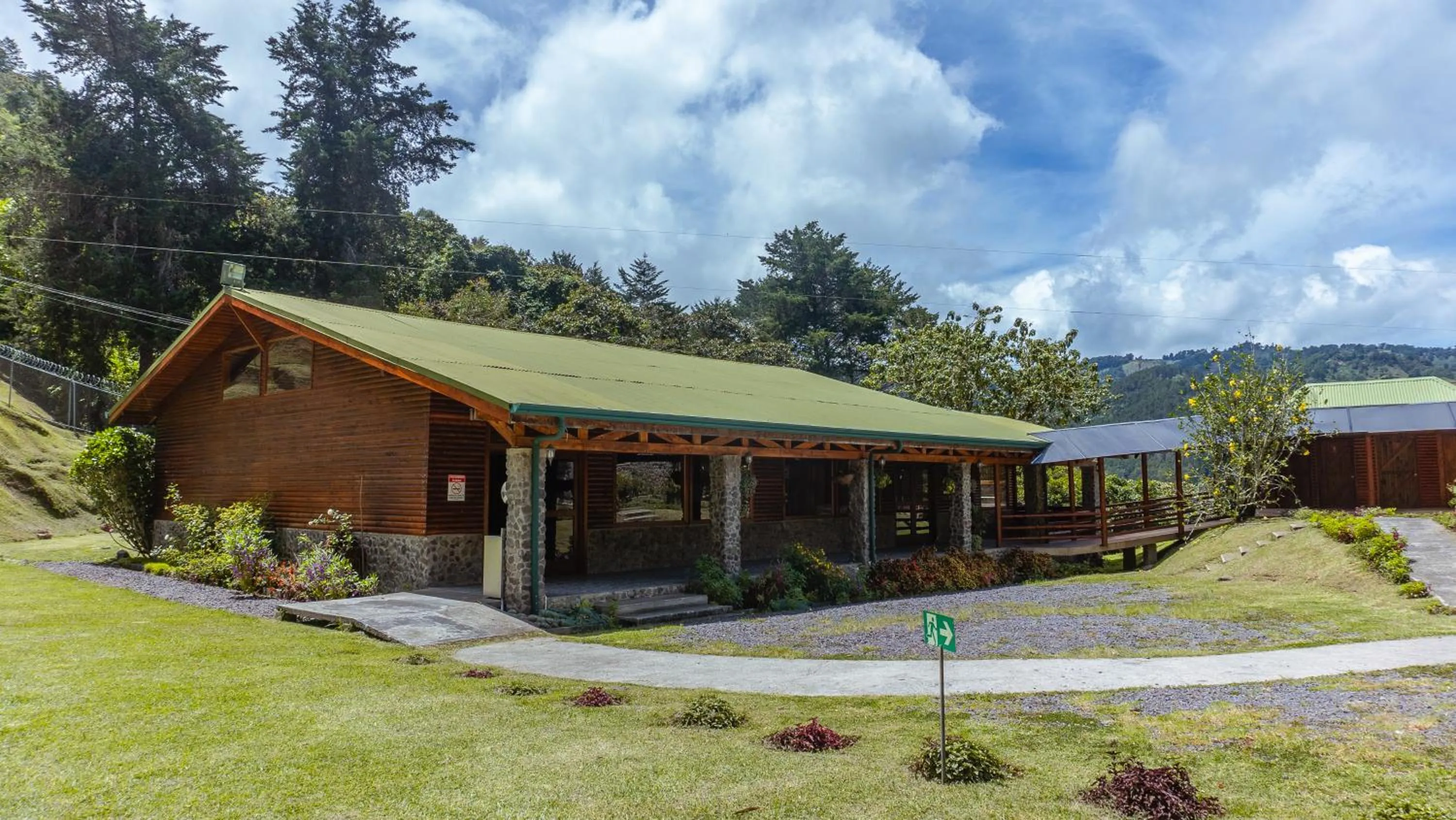 Property building in Hacienda La Lucha