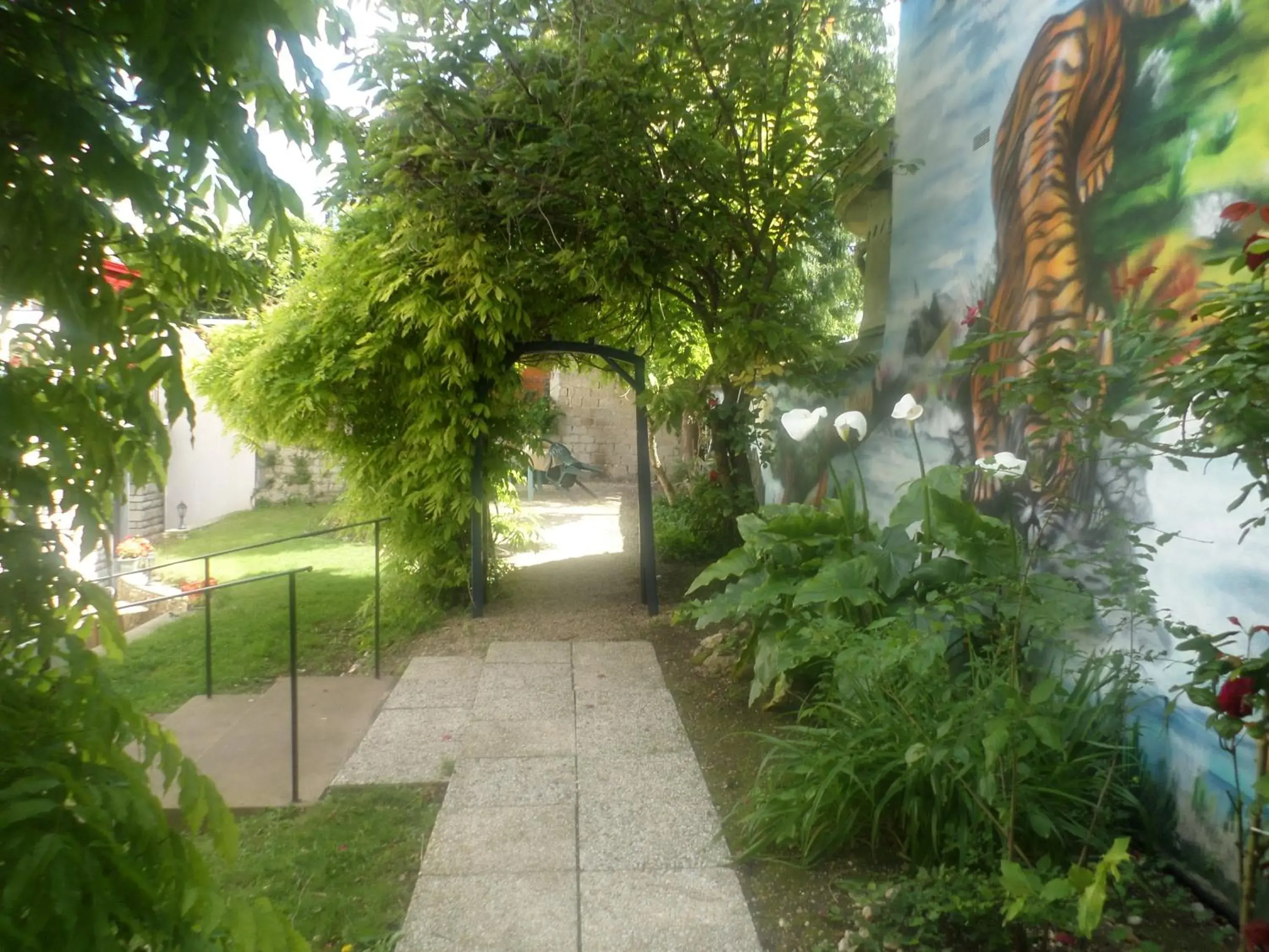 Garden in Hôtel Marie Louise