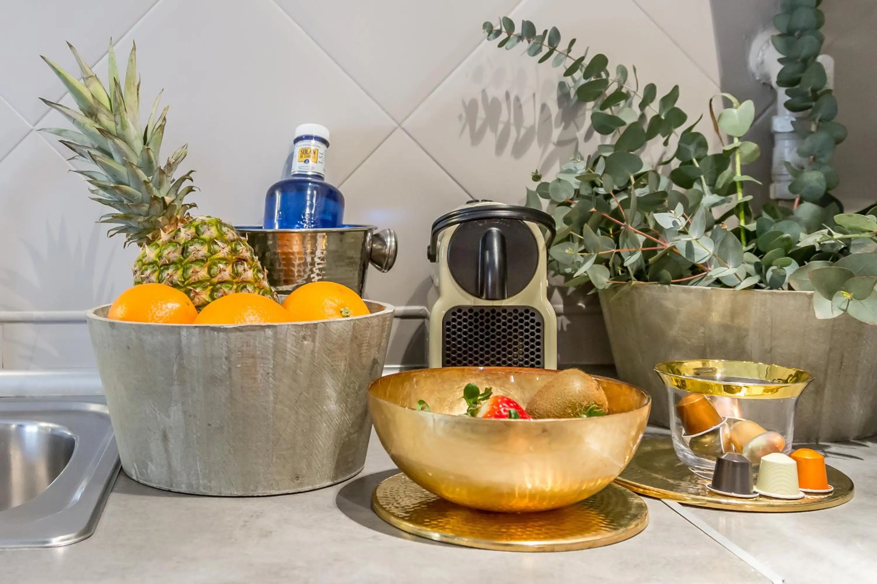 Decorative detail in Palacio de Rojas by Moontels