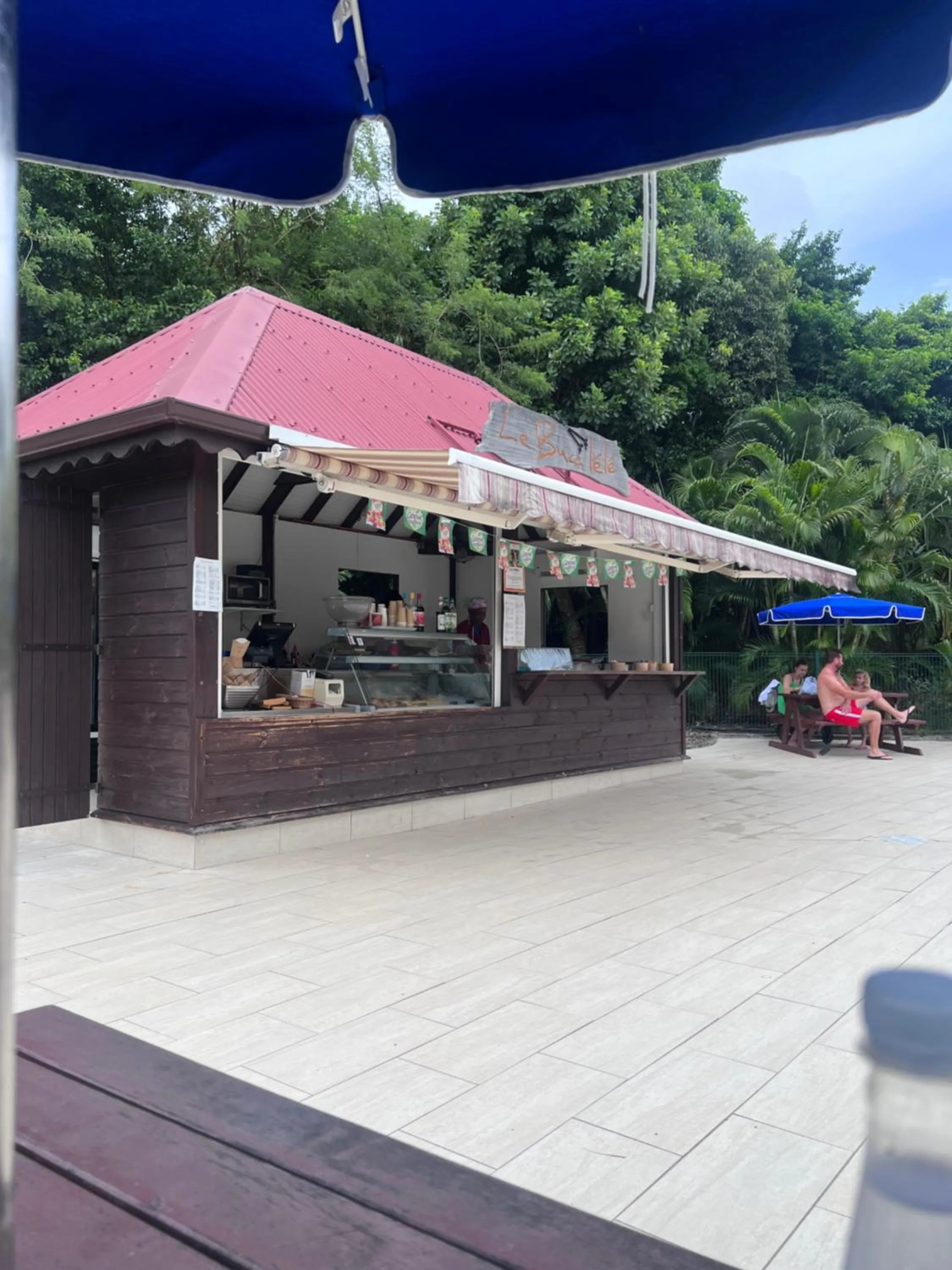 Restaurant/places to eat in cœur d hibiscus P&V