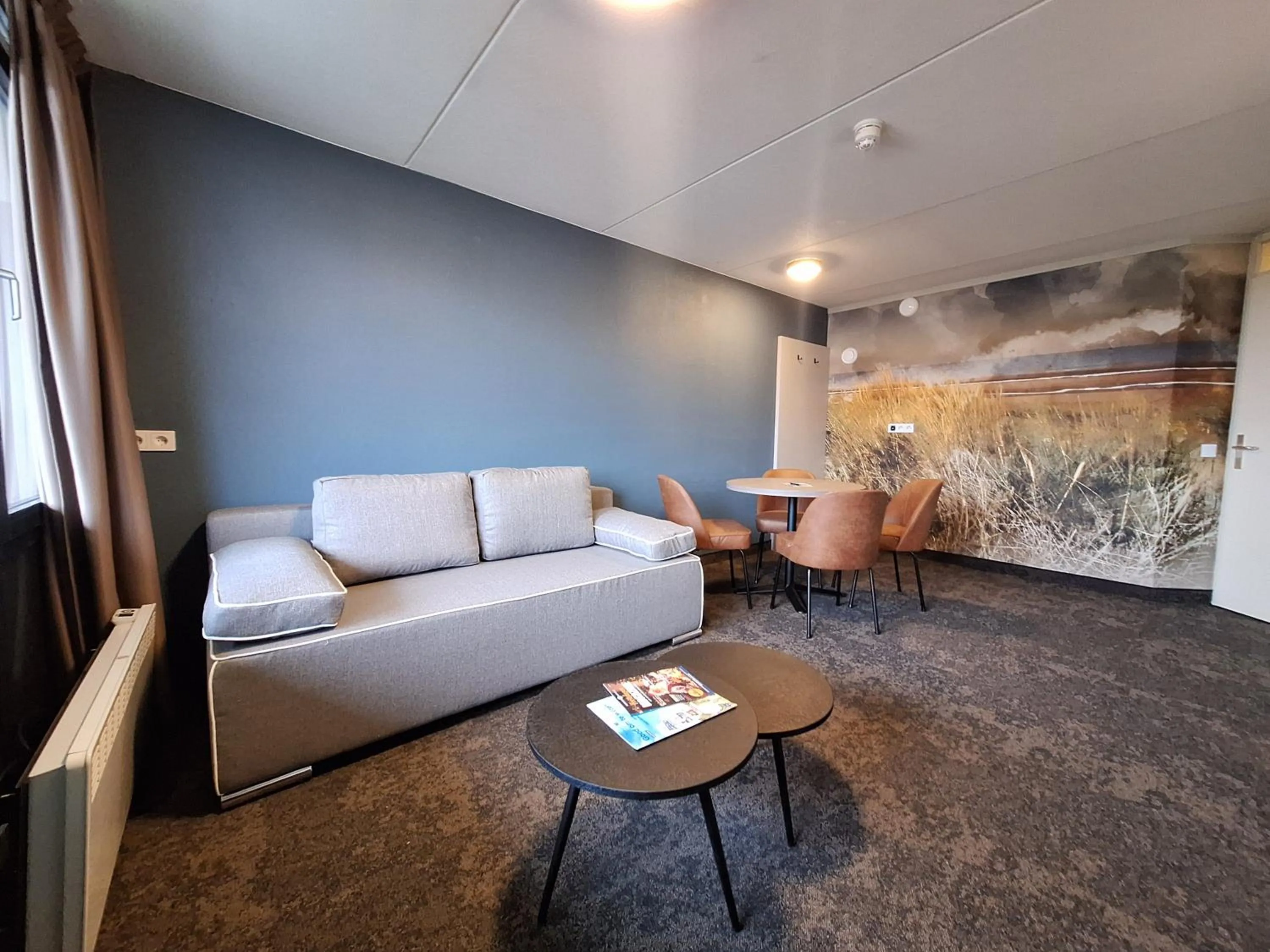 Seating area in Fletcher Hotel-Restaurant Noordsee-Ameland