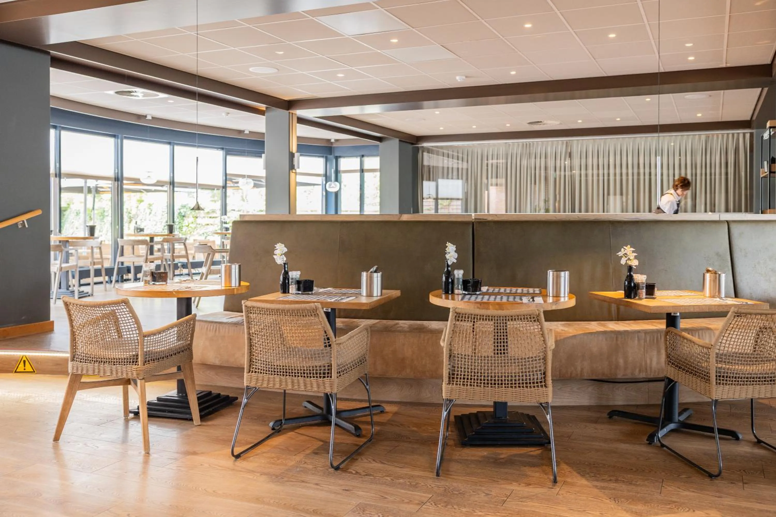 Restaurant/places to eat in Fletcher Hotel-Restaurant Noordsee-Ameland