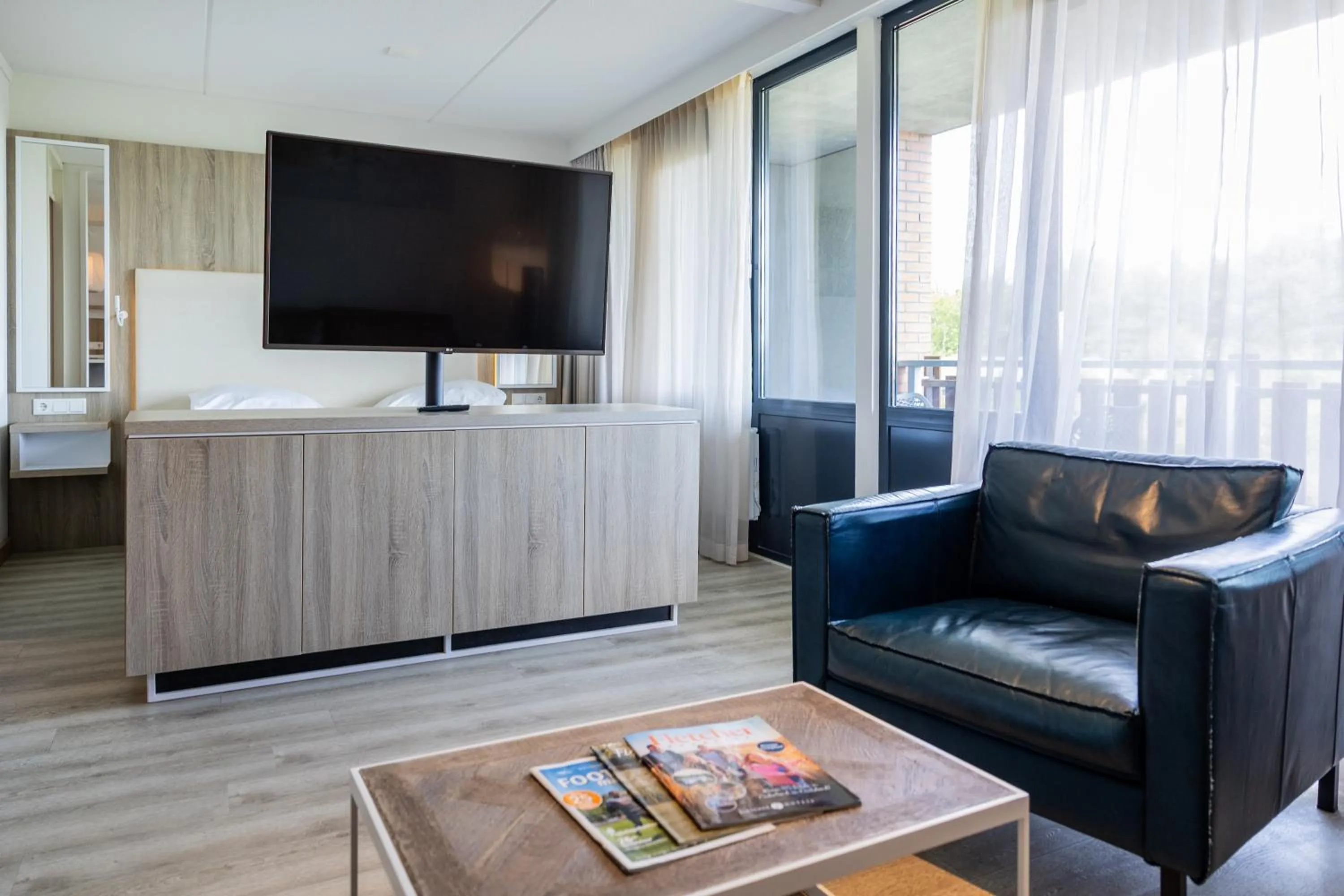 Bedroom in Fletcher Hotel-Restaurant Noordsee-Ameland