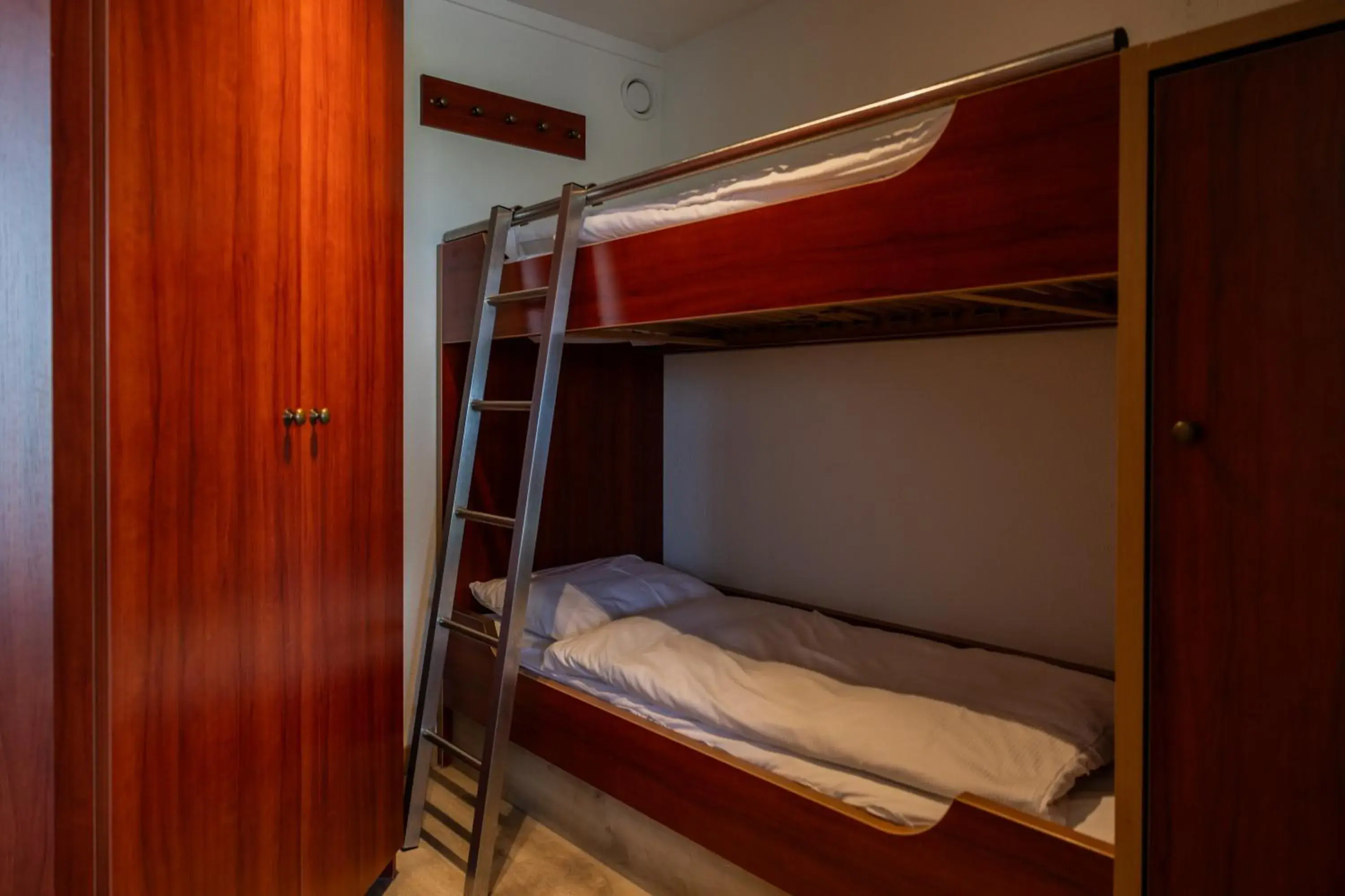 bunk bed, Bed in Fletcher Hotel-Restaurant Noordsee-Ameland bunk bed, Bed in Fletcher Hotel-Restaurant Noordsee-Ameland