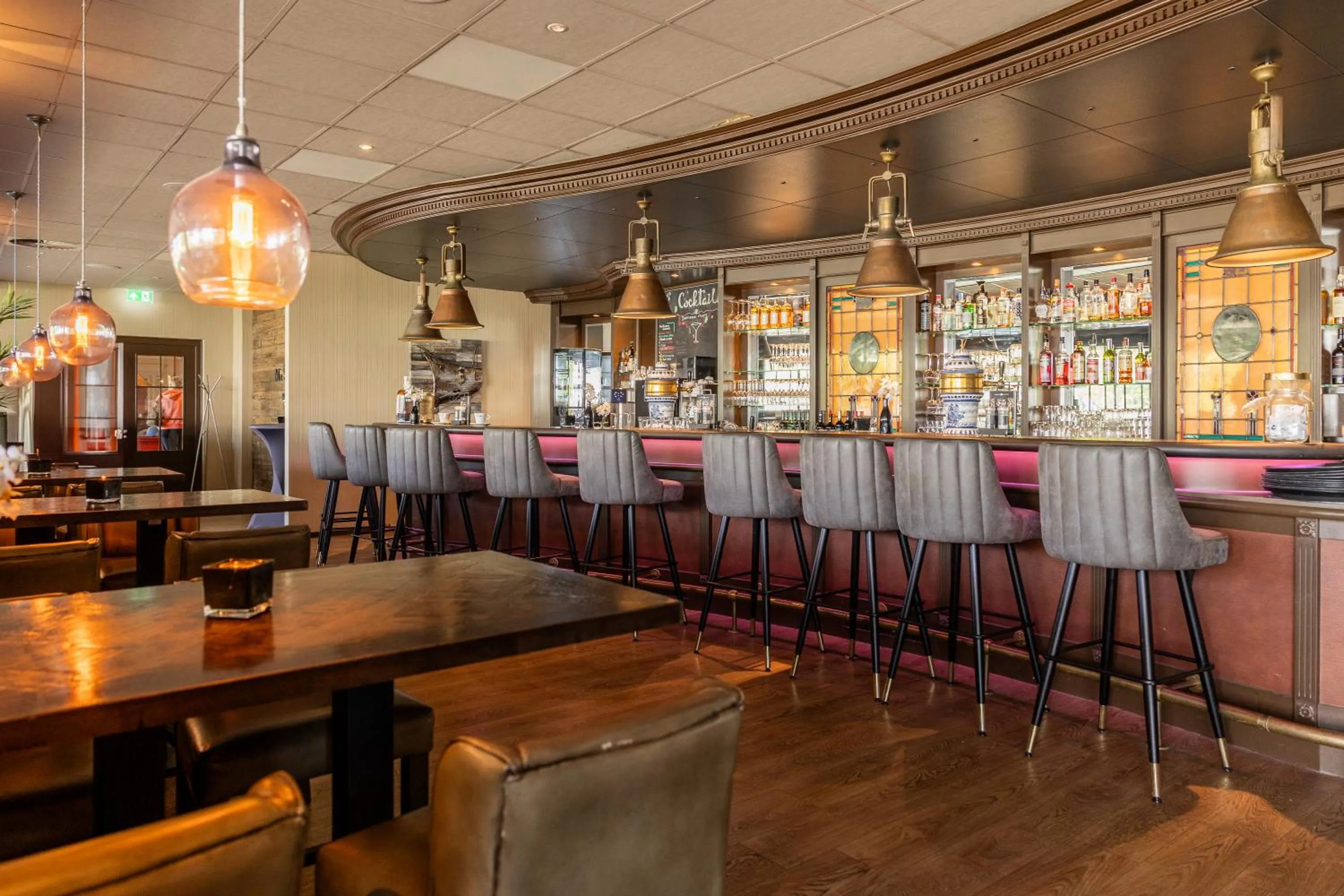 Lounge or bar in Fletcher Hotel-Restaurant Noordsee-Ameland
