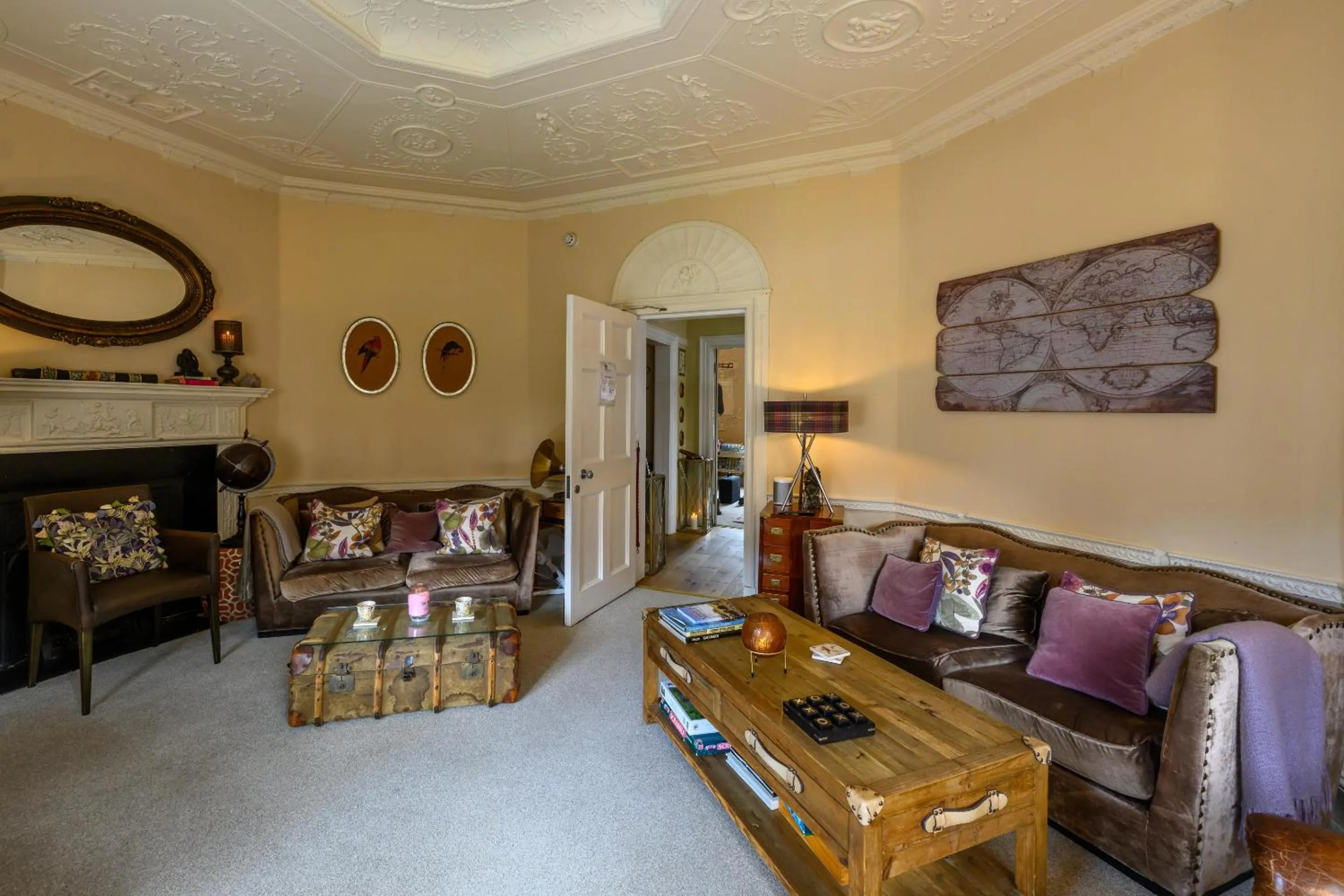 Living room in Darwin's Townhouse