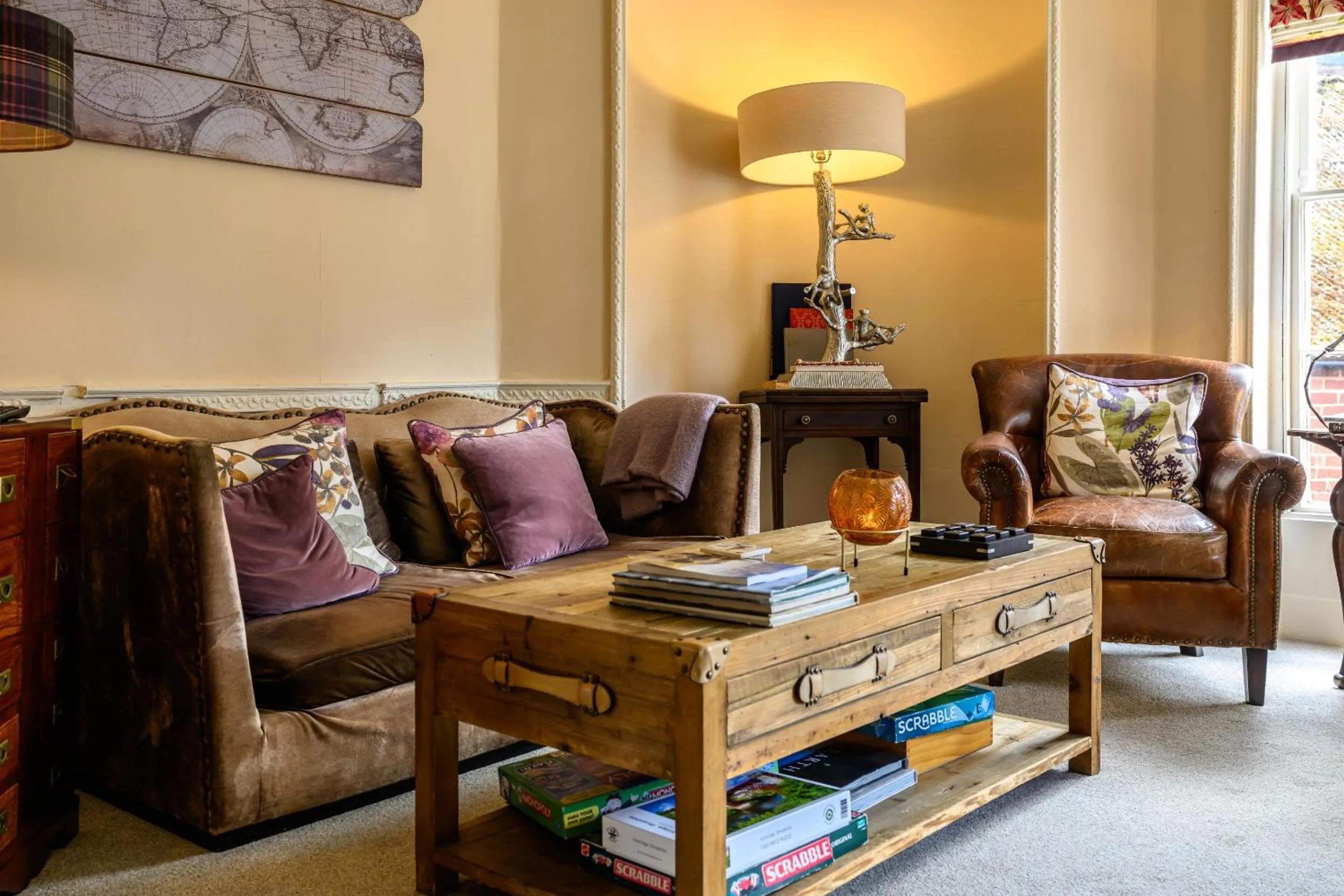 Living room in Darwin's Townhouse