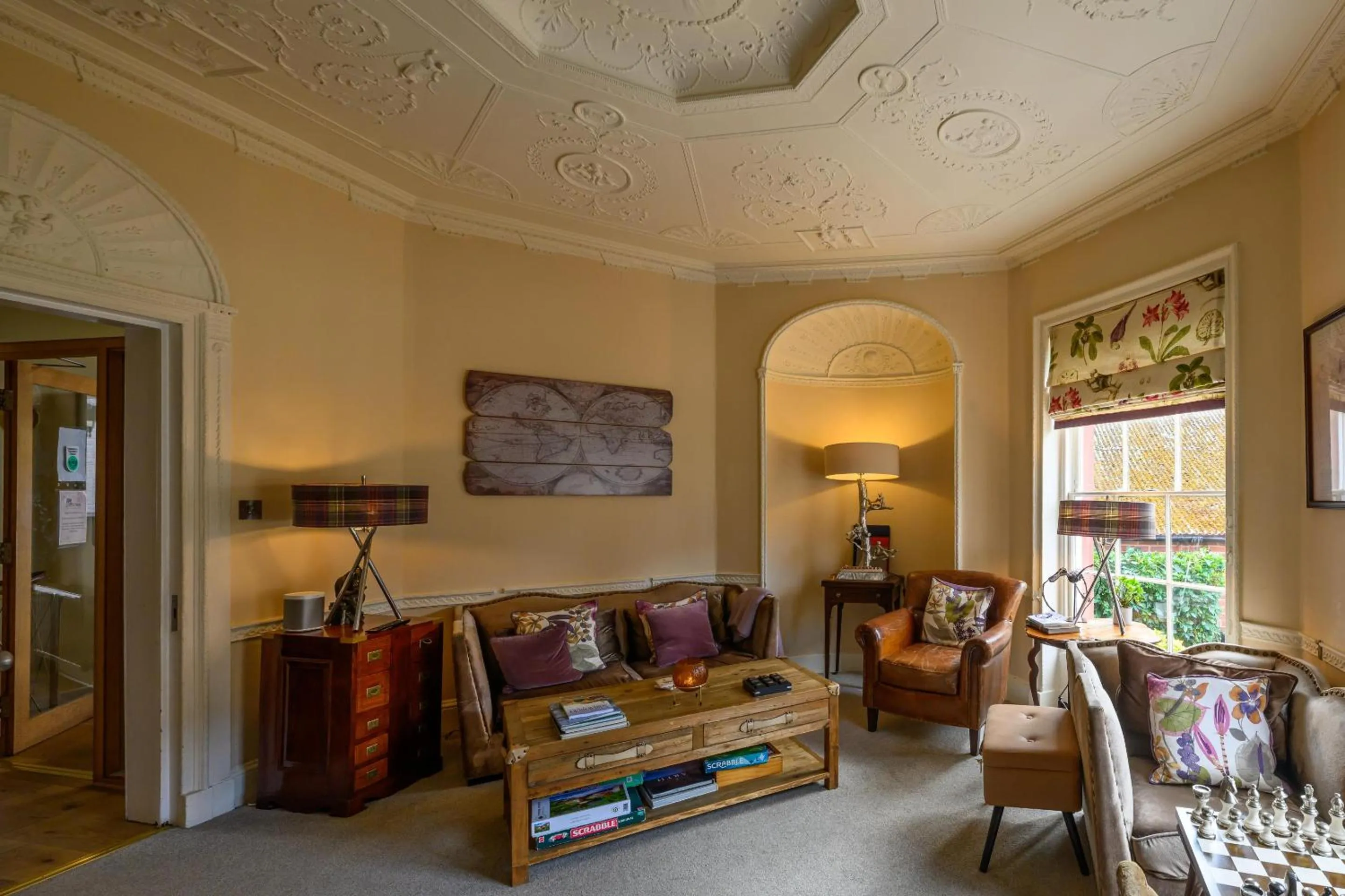 Living room in Darwin's Townhouse