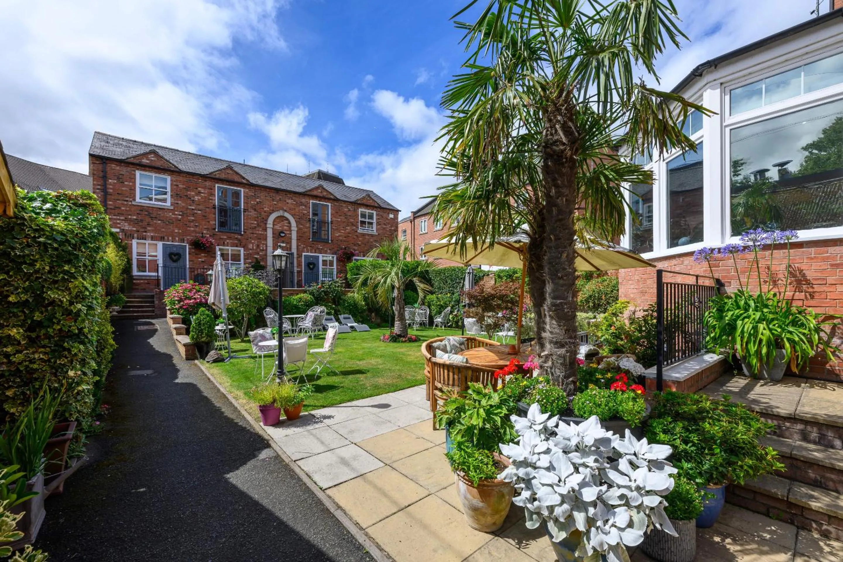 Garden in Darwin's Townhouse