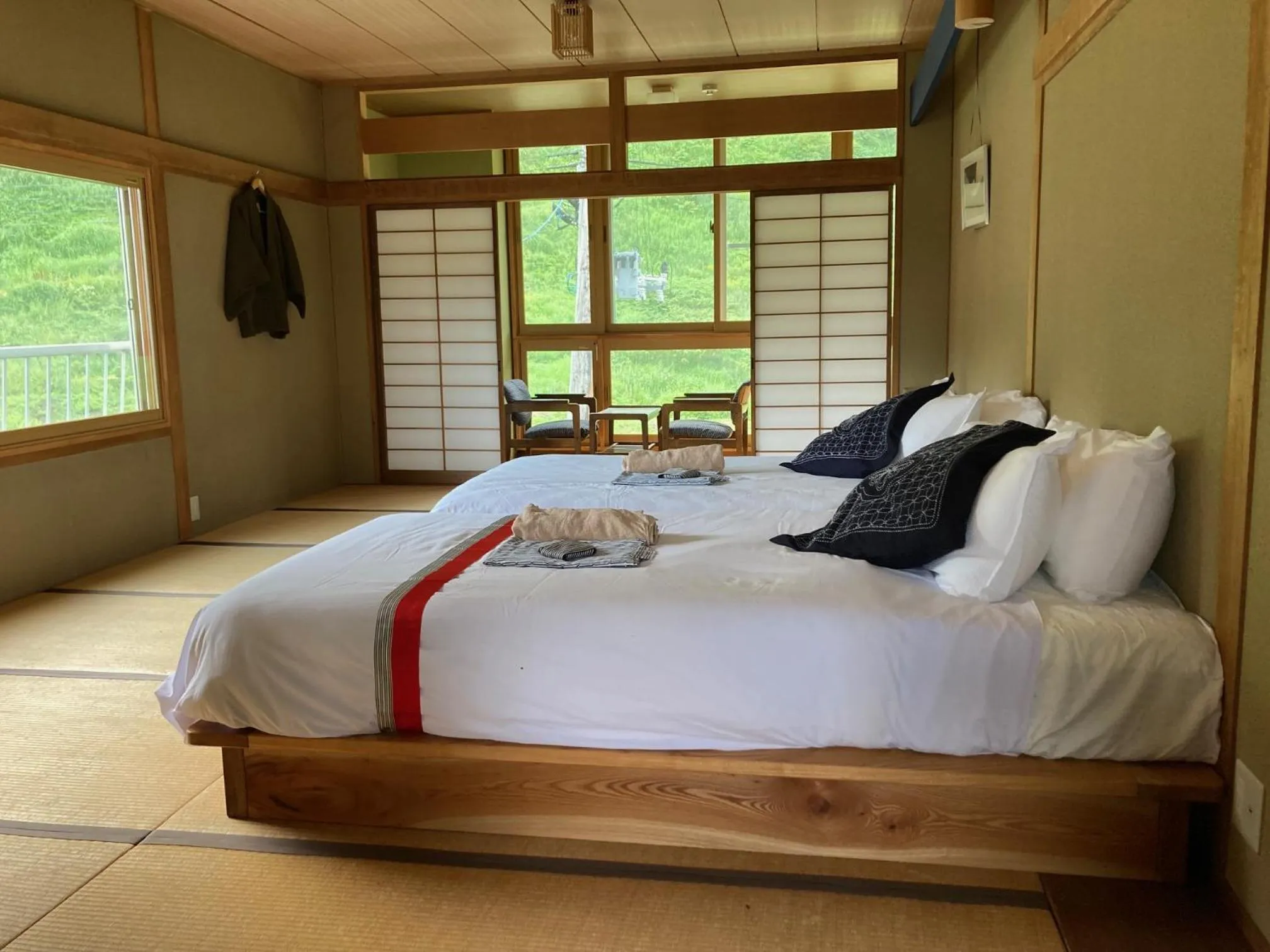 Bedroom, Bed in Komatsuya Seki Onsen