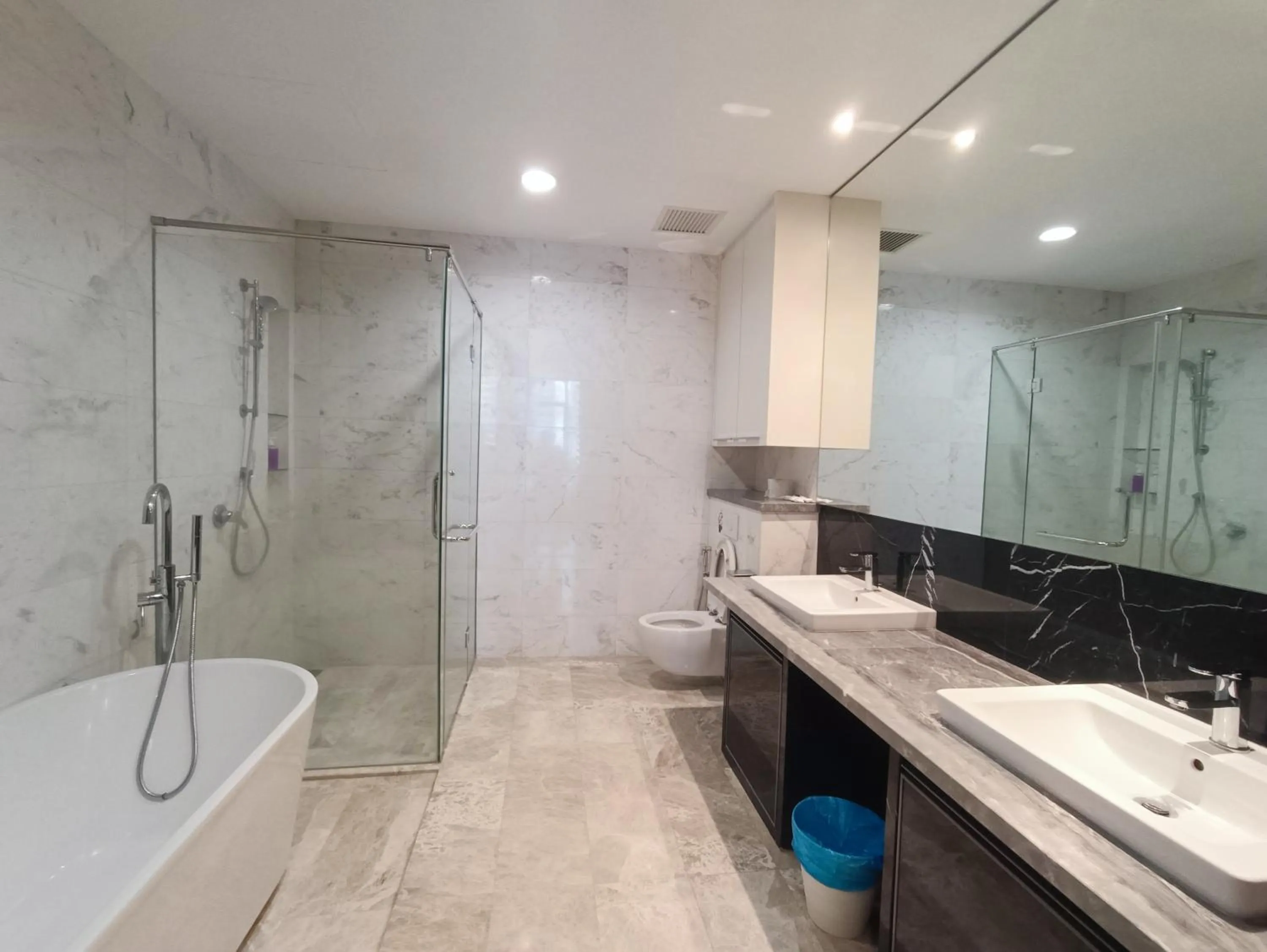 Shower in Castle Quest Residence