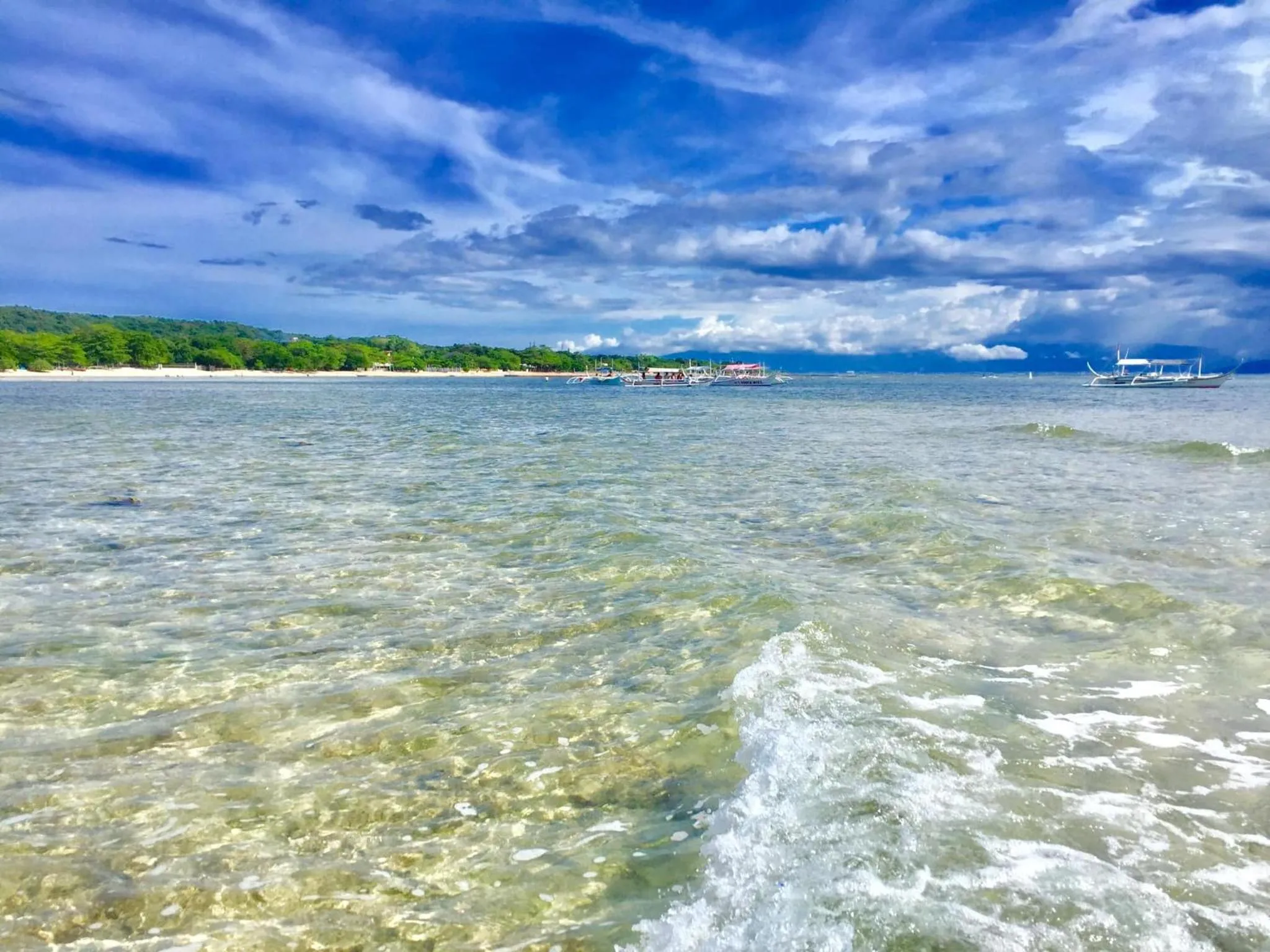 Beach Front Calatagan Apartelle