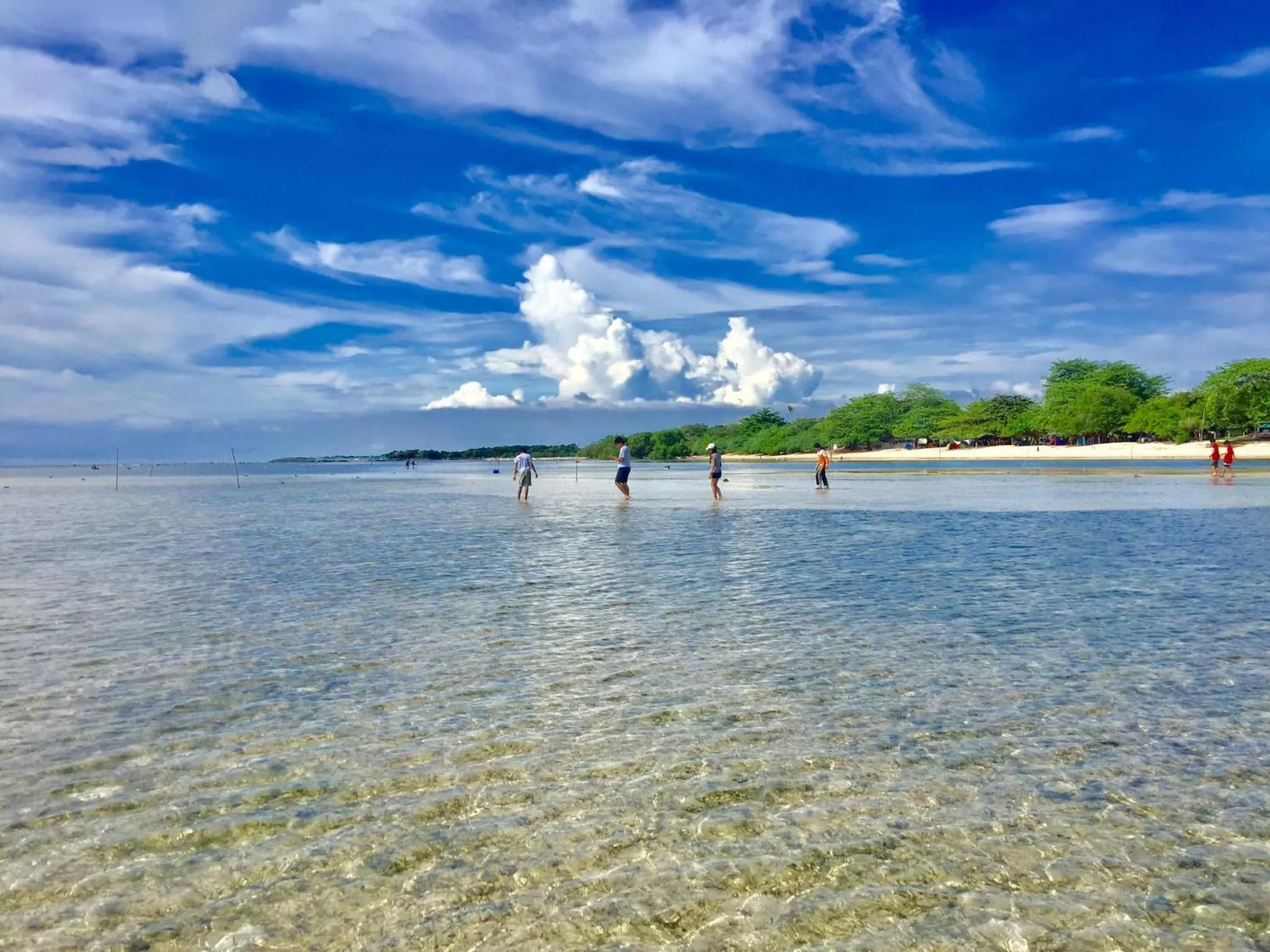Beach Front Calatagan Apartelle