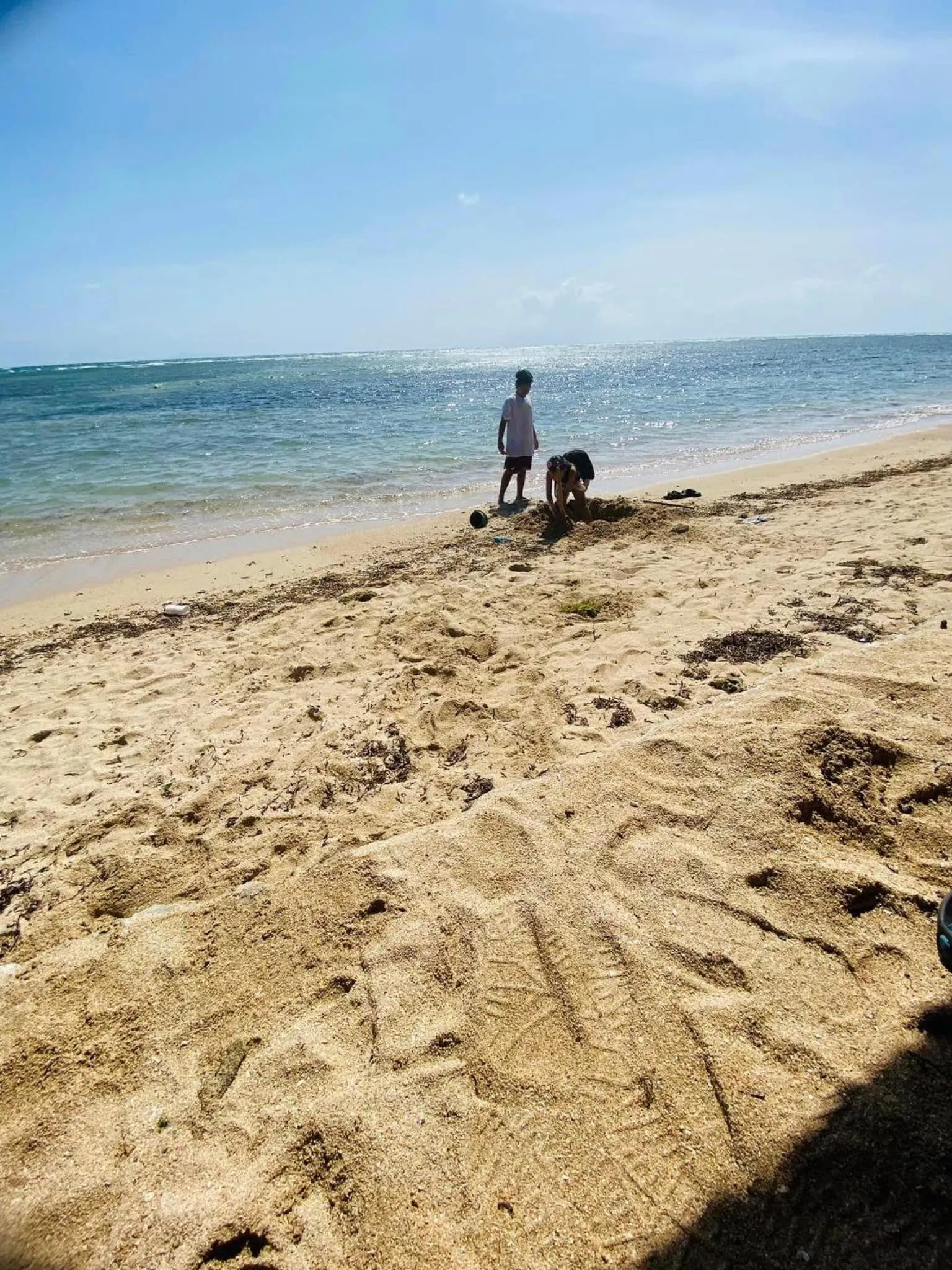 Beach Front Calatagan Apartelle