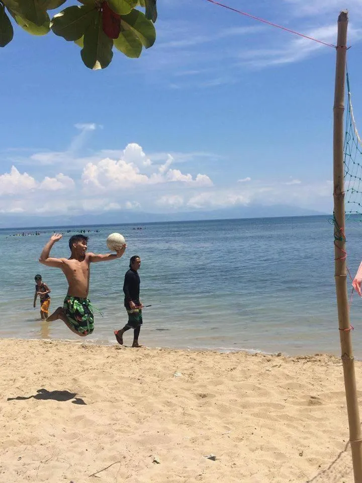 Beach Front Calatagan Apartelle